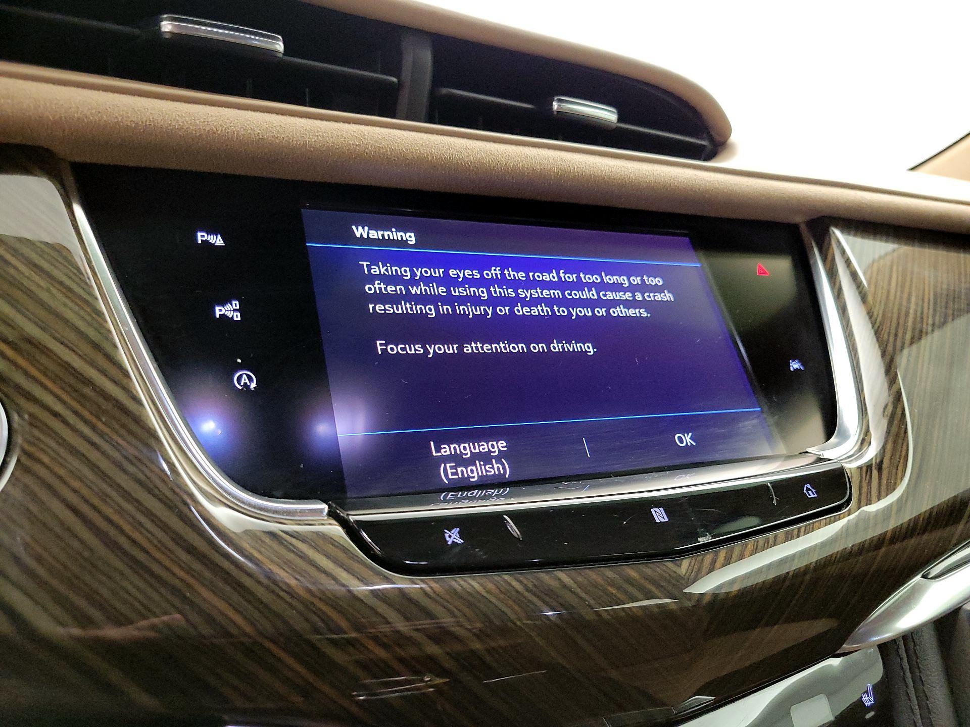 Thumbnail: 2020 Cadillac XT6 - 16