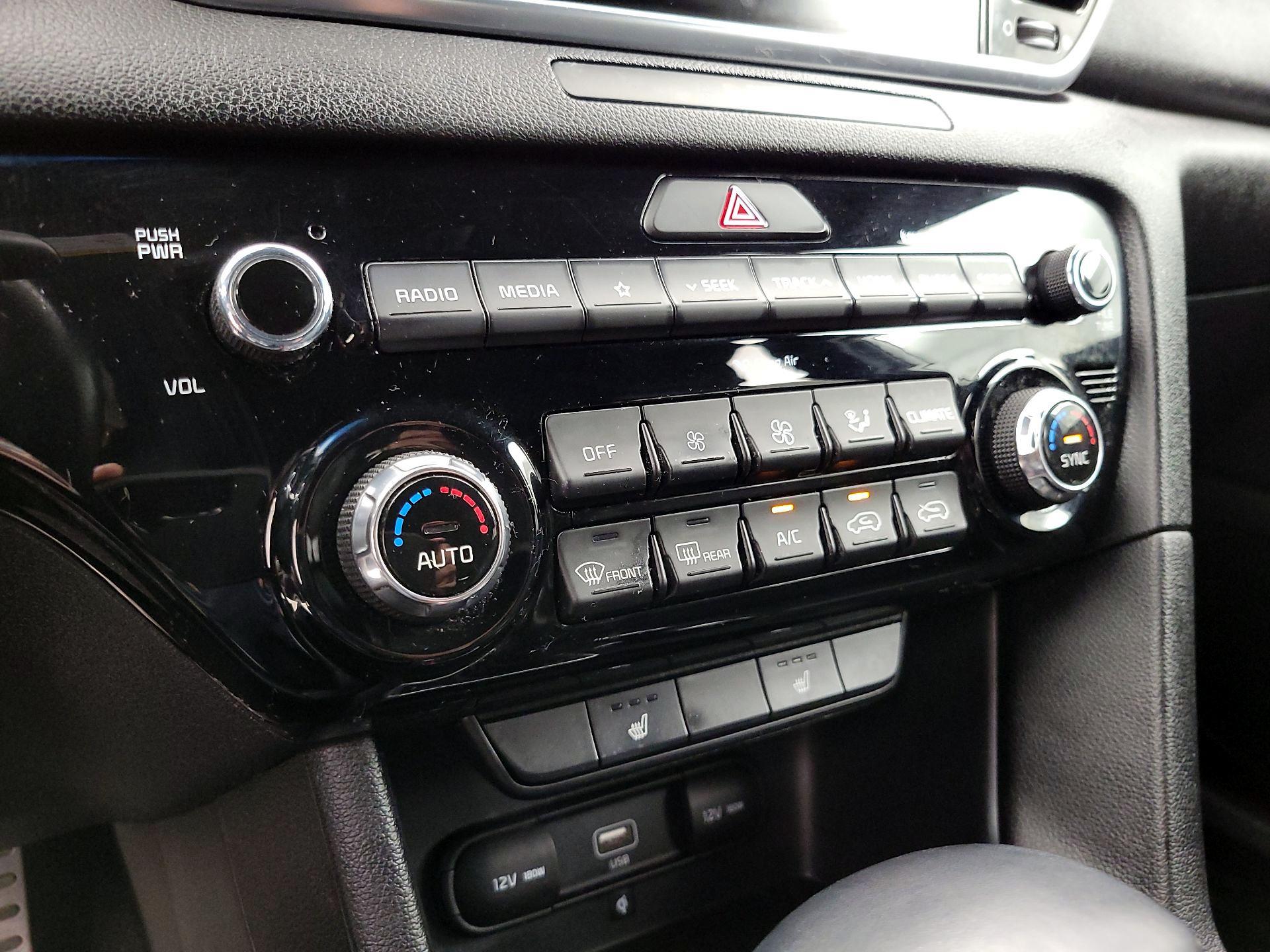 Thumbnail: 2021 Kia Sportage - 16