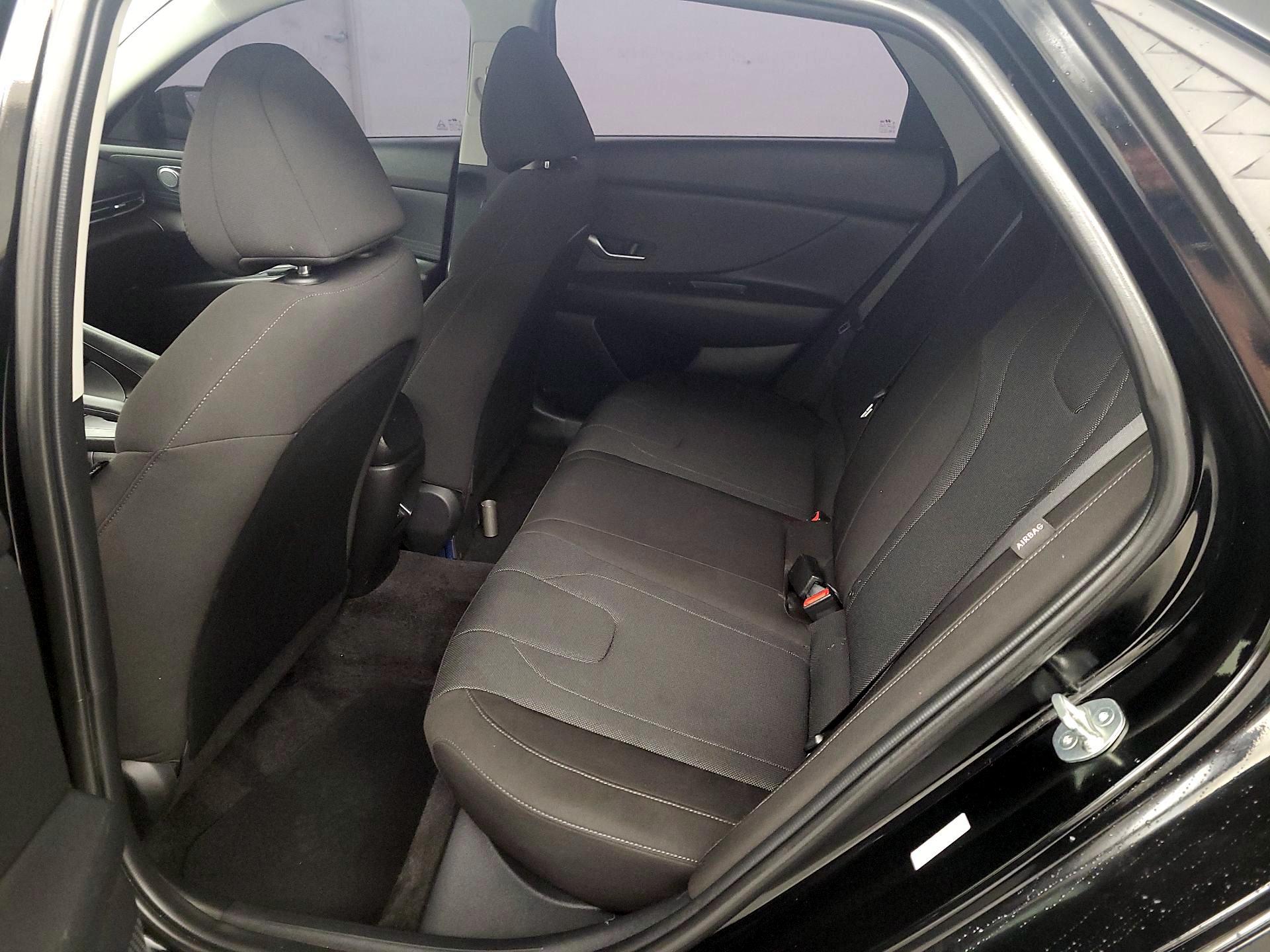 Thumbnail: 2024 Hyundai Elantra - 19