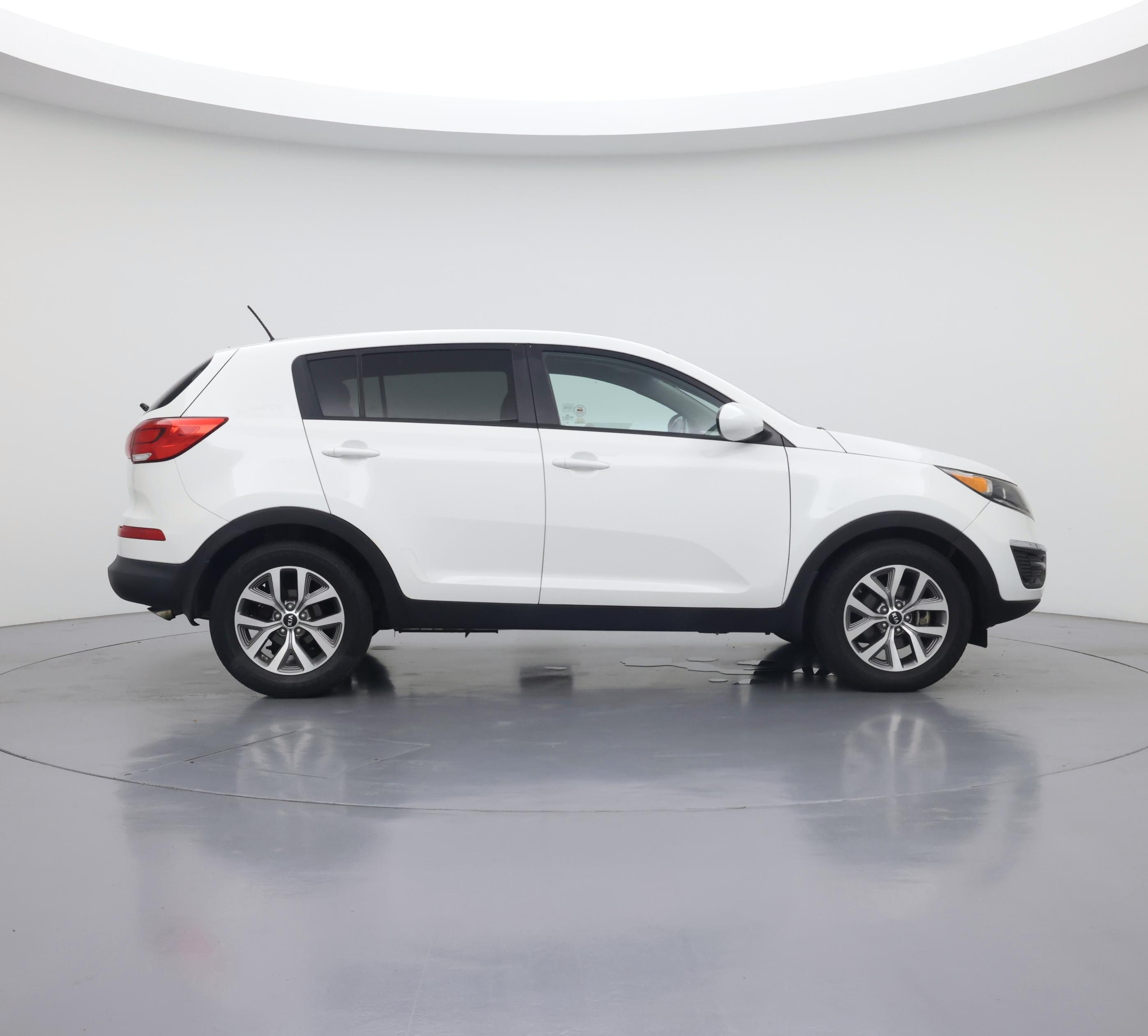 Thumbnail: 2016 Kia Sportage - 7