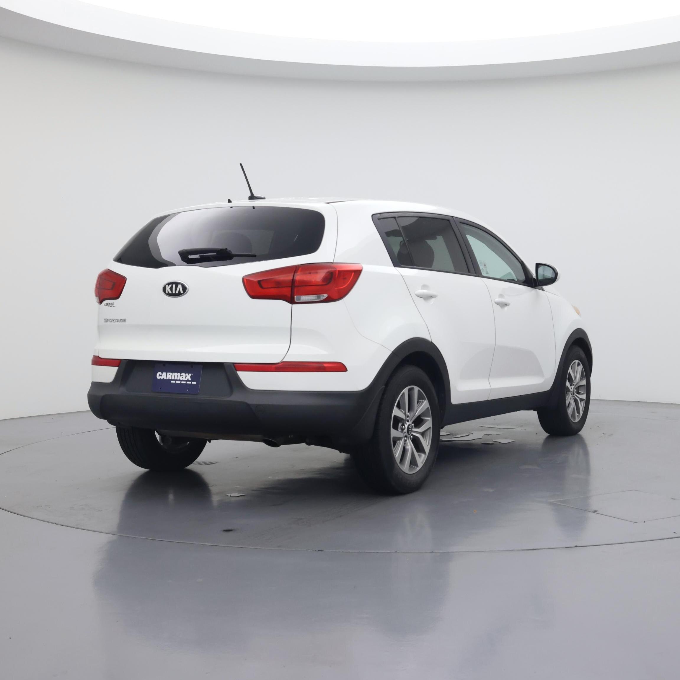 Thumbnail: 2016 Kia Sportage - 8