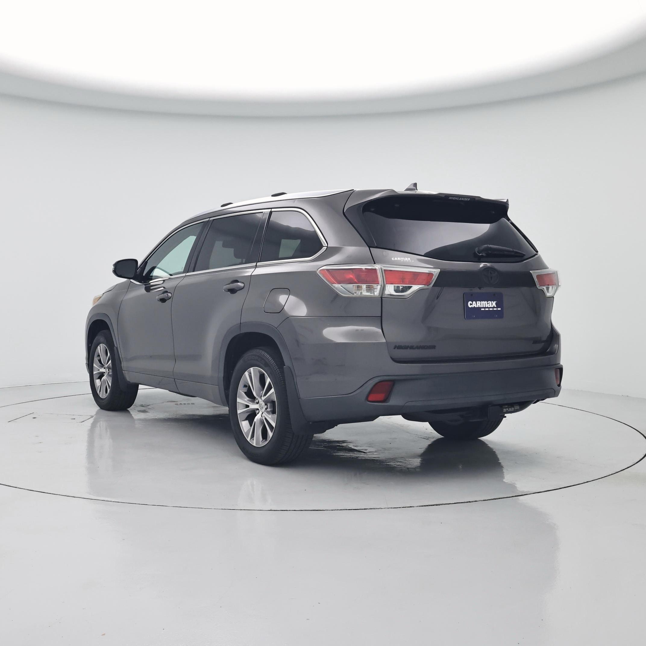 Thumbnail: 2015 Toyota Highlander - 2