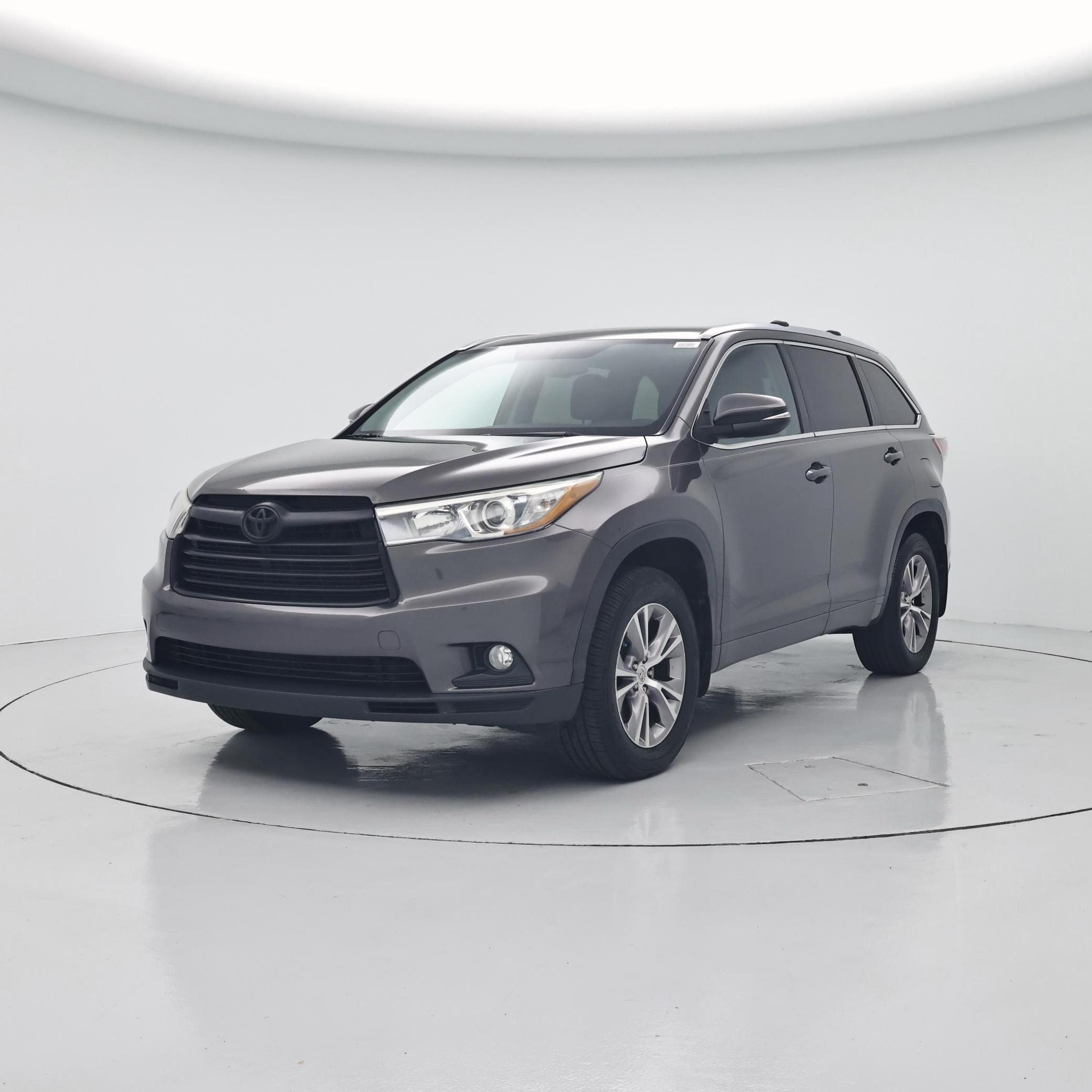 Thumbnail: 2015 Toyota Highlander - 4