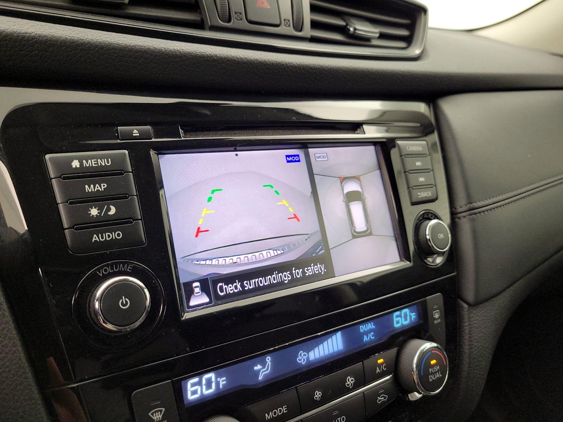 Thumbnail: 2019 Nissan Rogue - 15