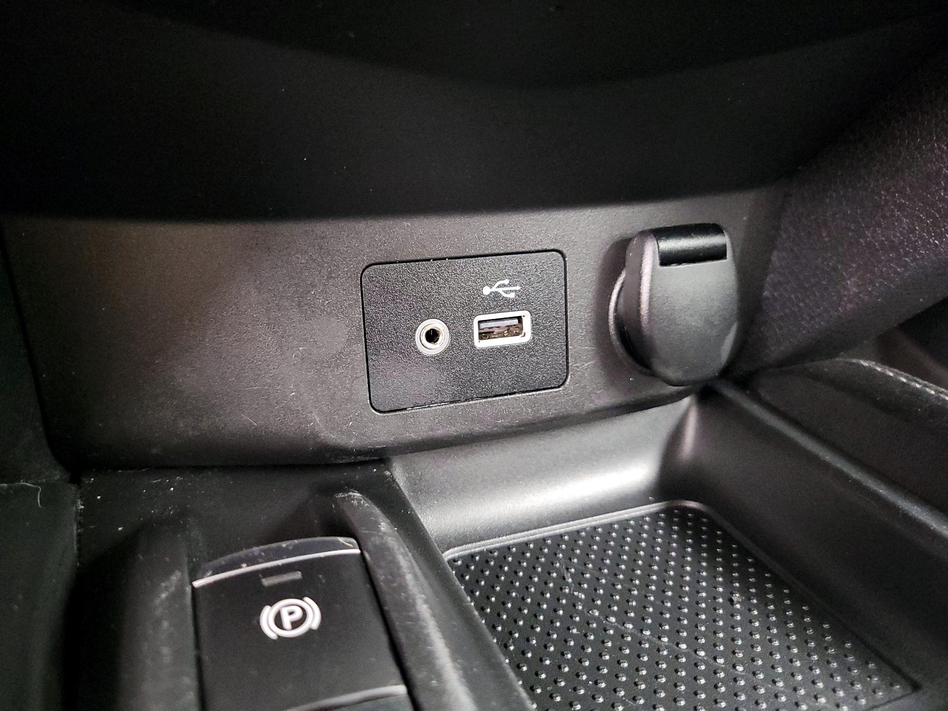 Thumbnail: 2019 Nissan Rogue - 19