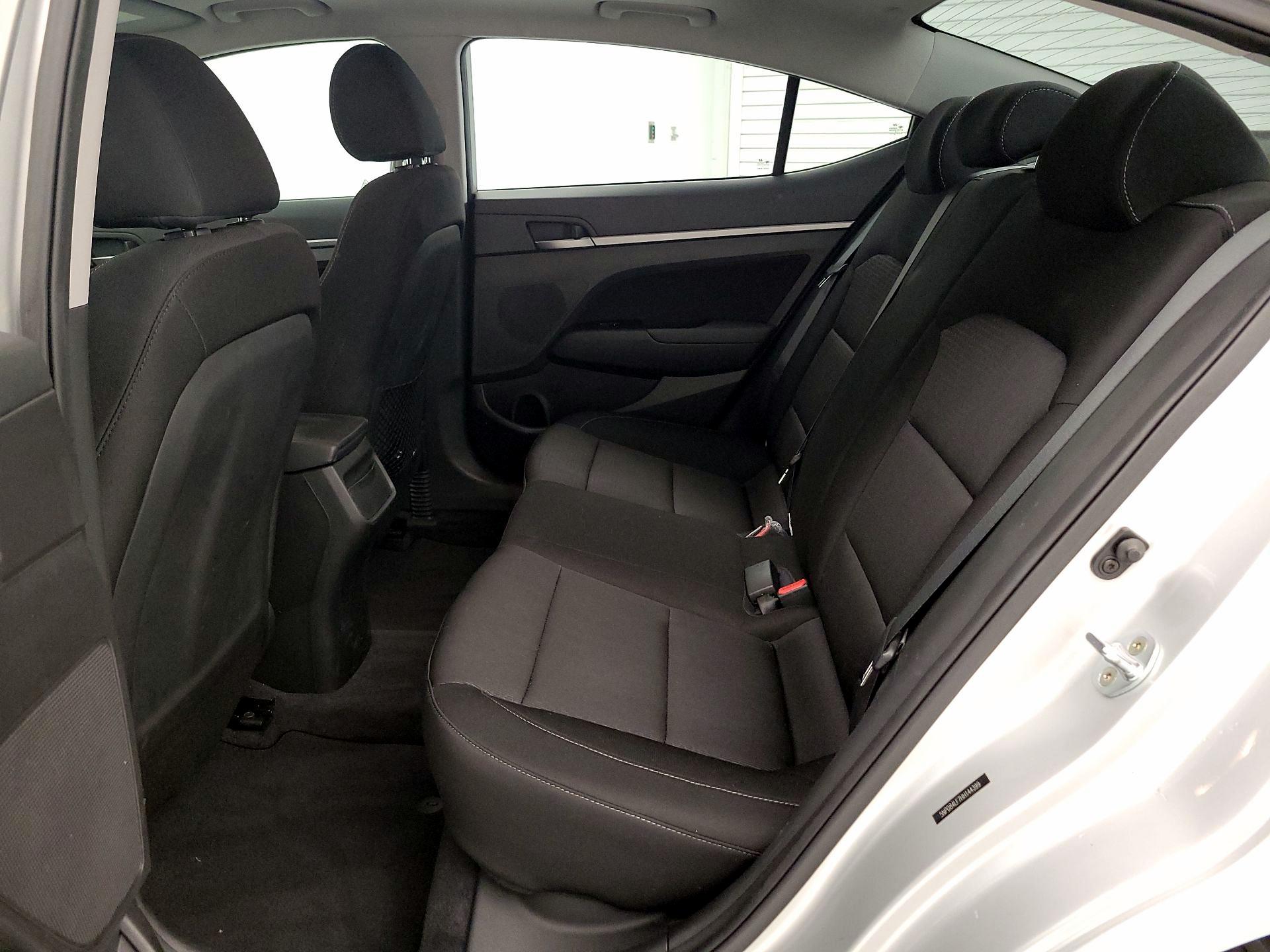 Thumbnail: 2017 Hyundai Elantra - 20