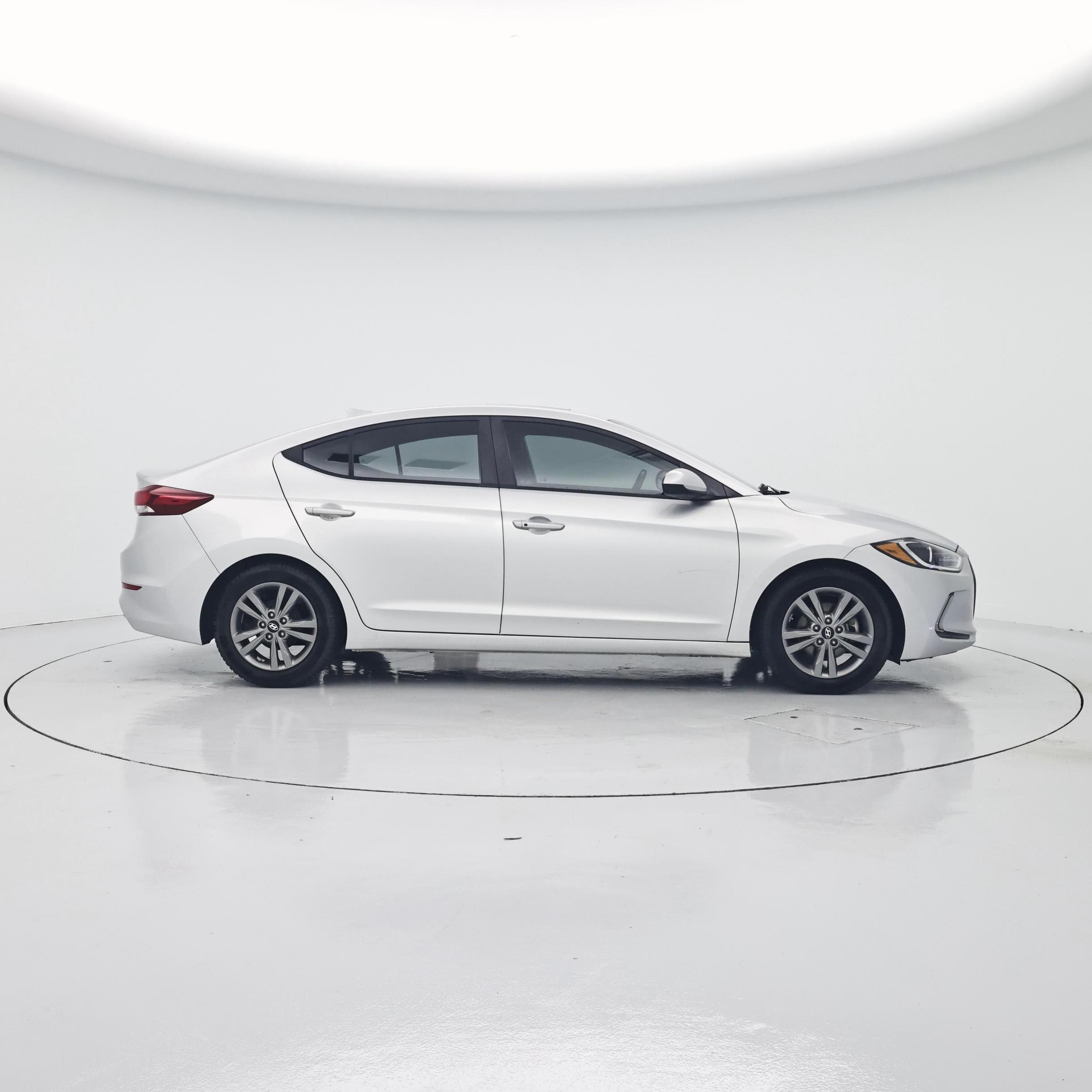 Thumbnail: 2017 Hyundai Elantra - 7