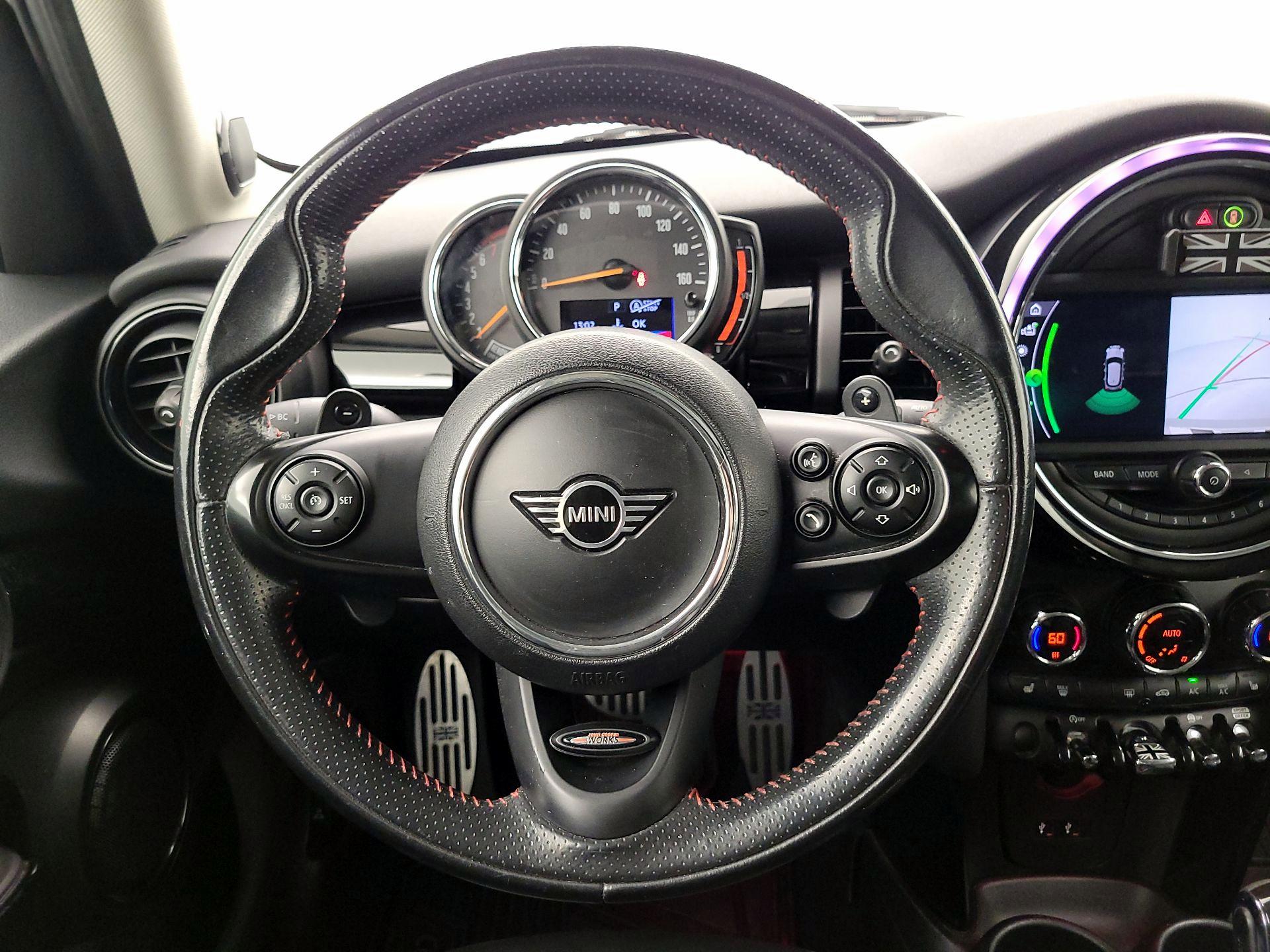 Thumbnail: 2020 MINI Cooper Hardtop - 10