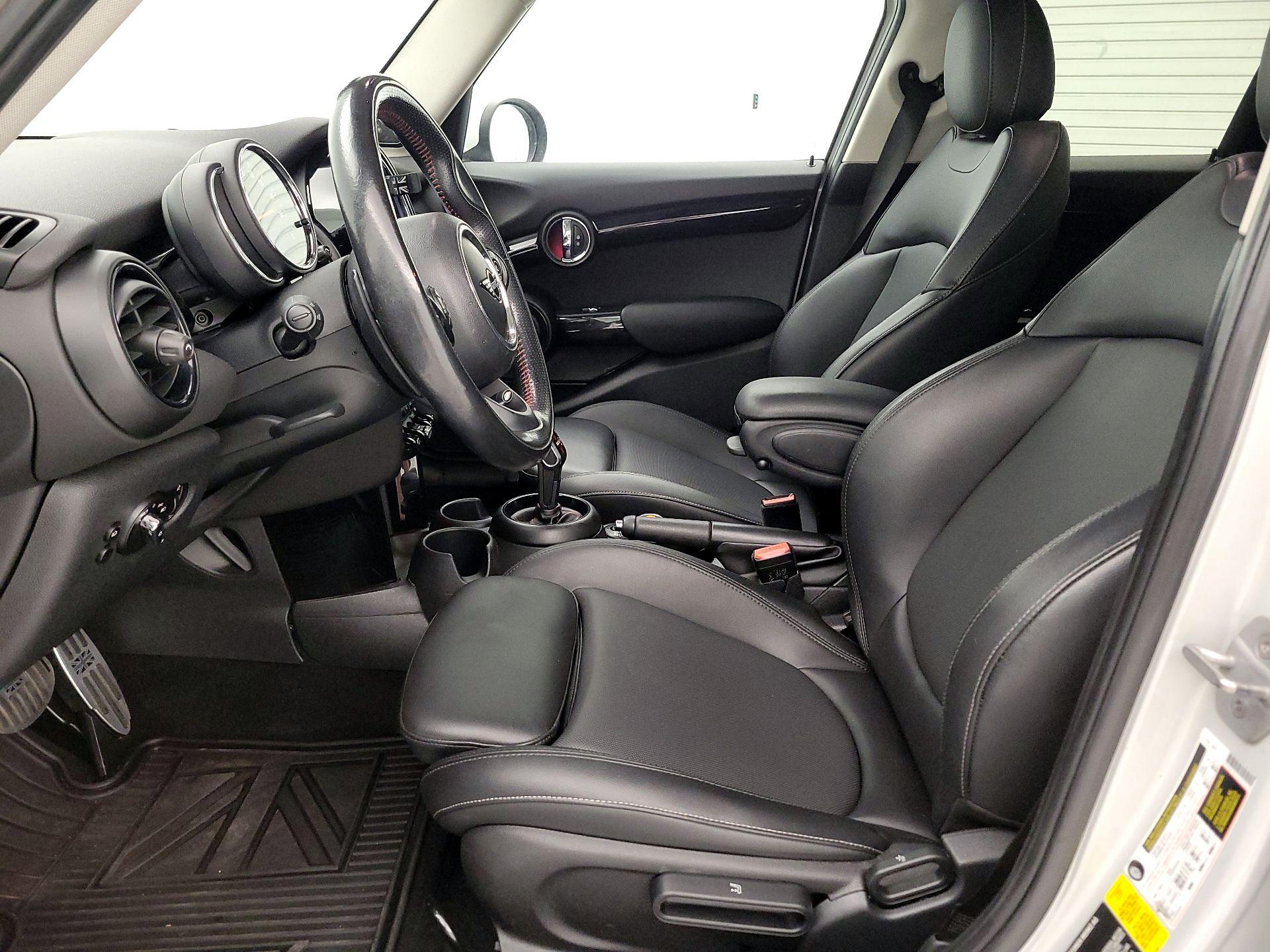 Thumbnail: 2020 MINI Cooper Hardtop - 11