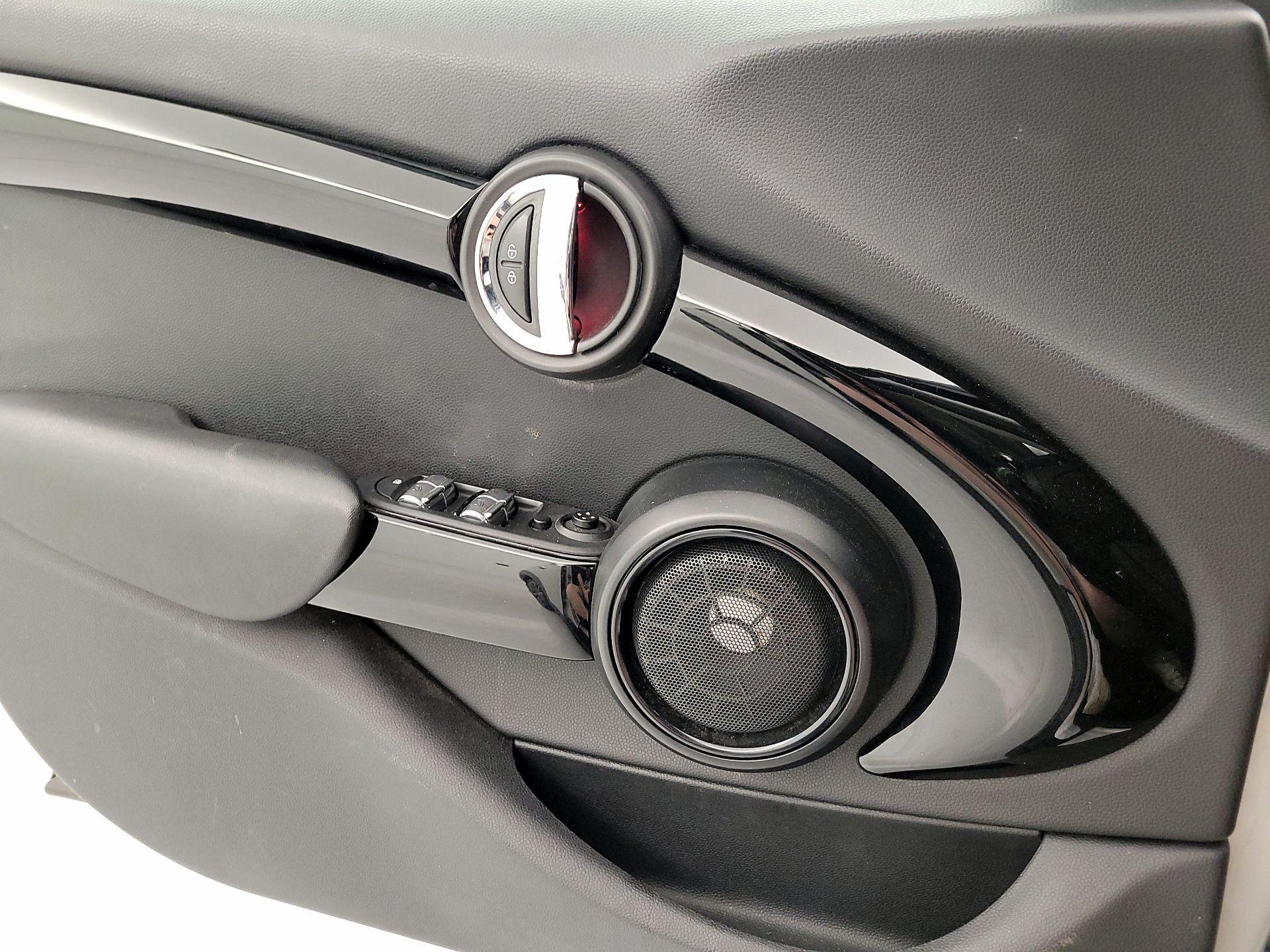 Thumbnail: 2020 MINI Cooper Hardtop - 12