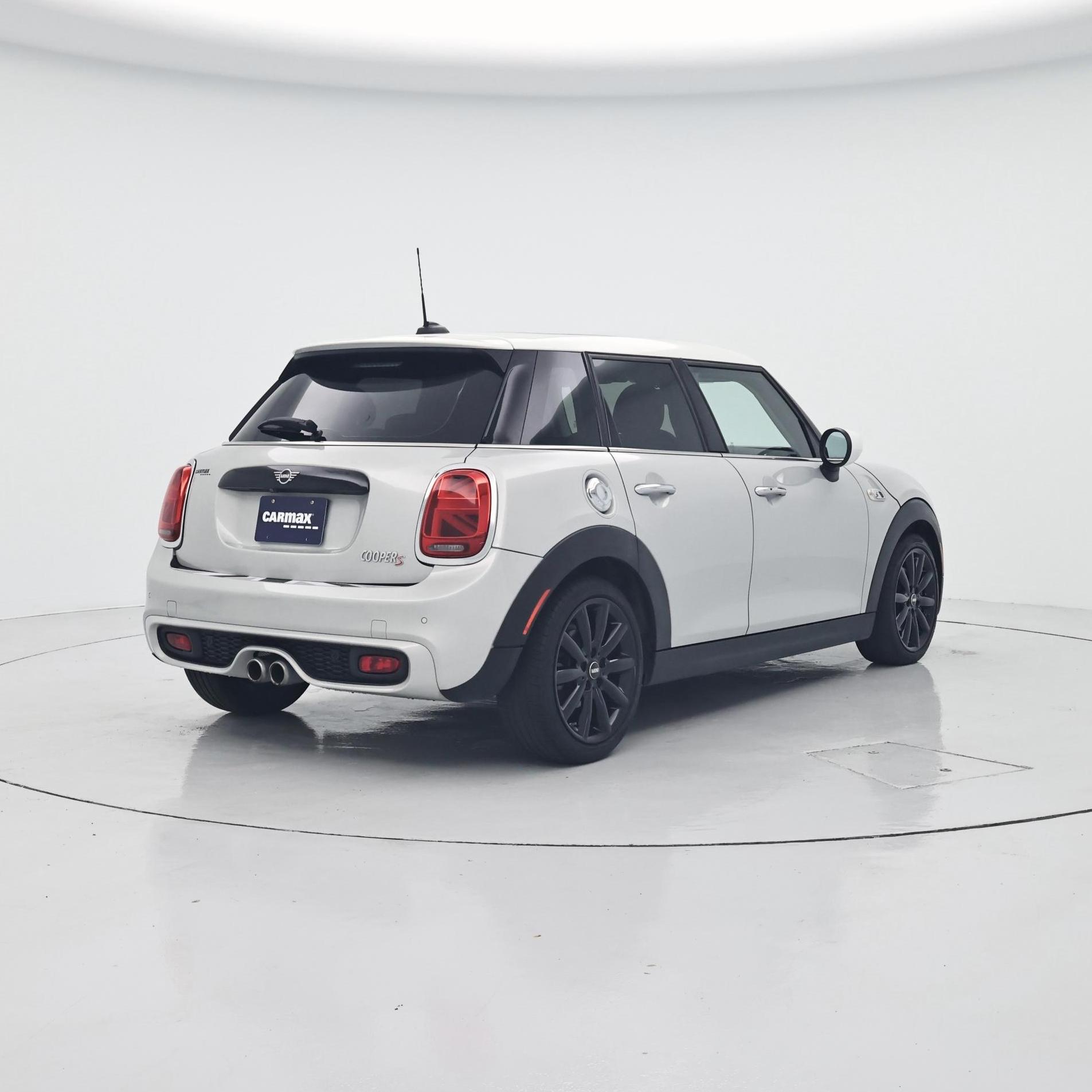 Thumbnail: 2020 MINI Cooper Hardtop - 8