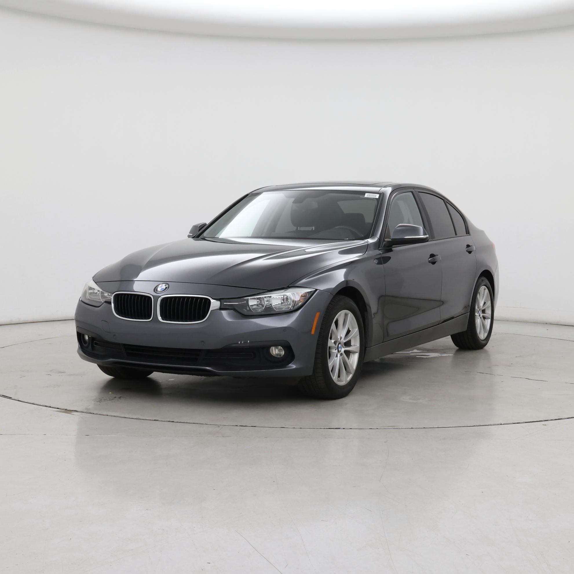 Thumbnail: 2017 BMW 3 Series - 4