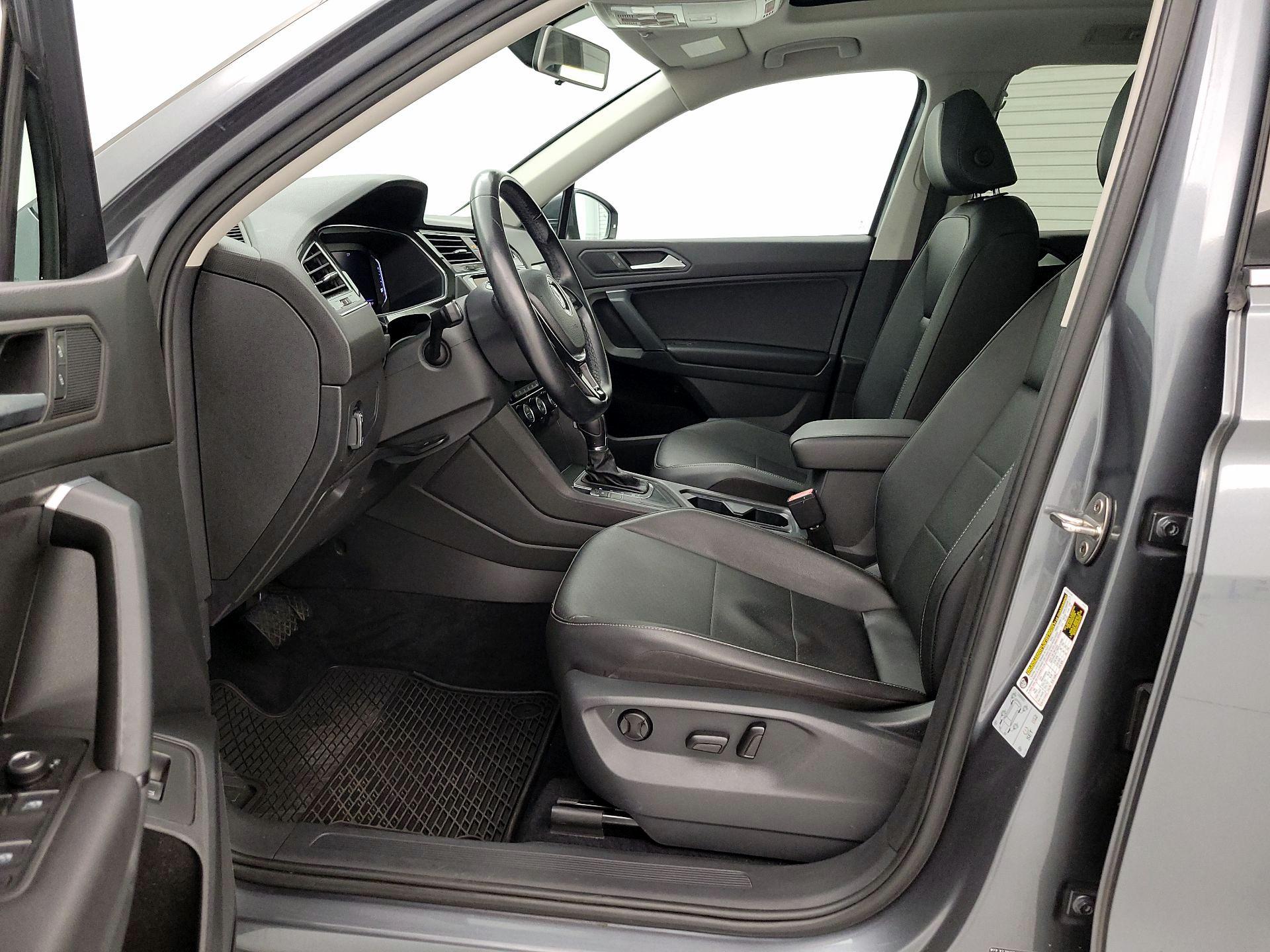 Thumbnail: 2019 Volkswagen Tiguan - 11