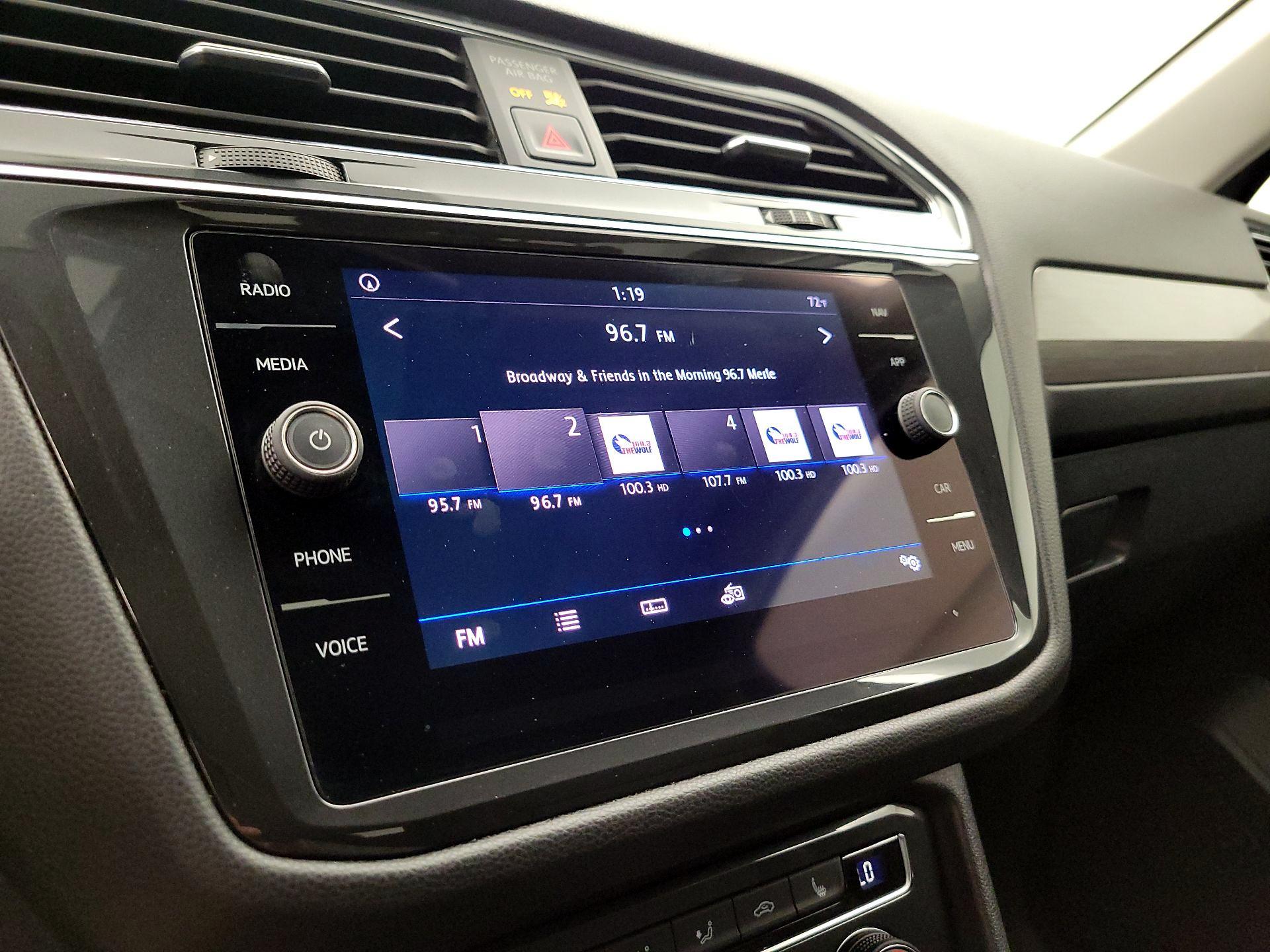 Thumbnail: 2019 Volkswagen Tiguan - 15