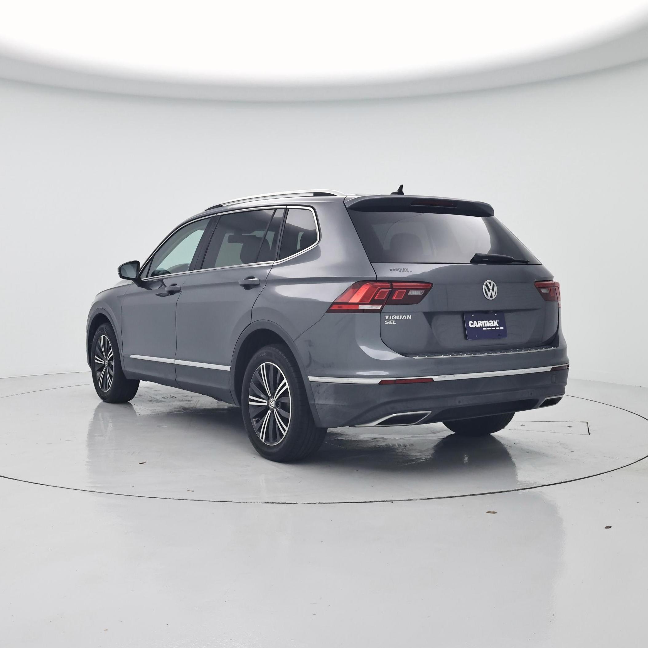 Thumbnail: 2019 Volkswagen Tiguan - 2