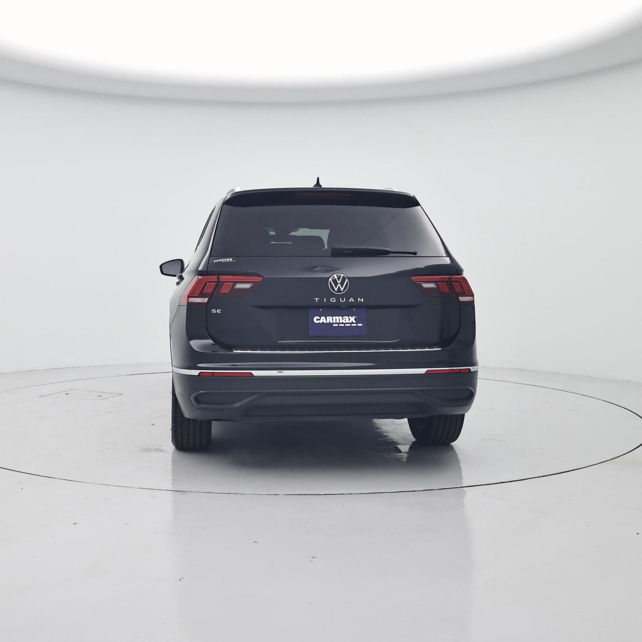 Thumbnail: 2022 Volkswagen Tiguan - 6
