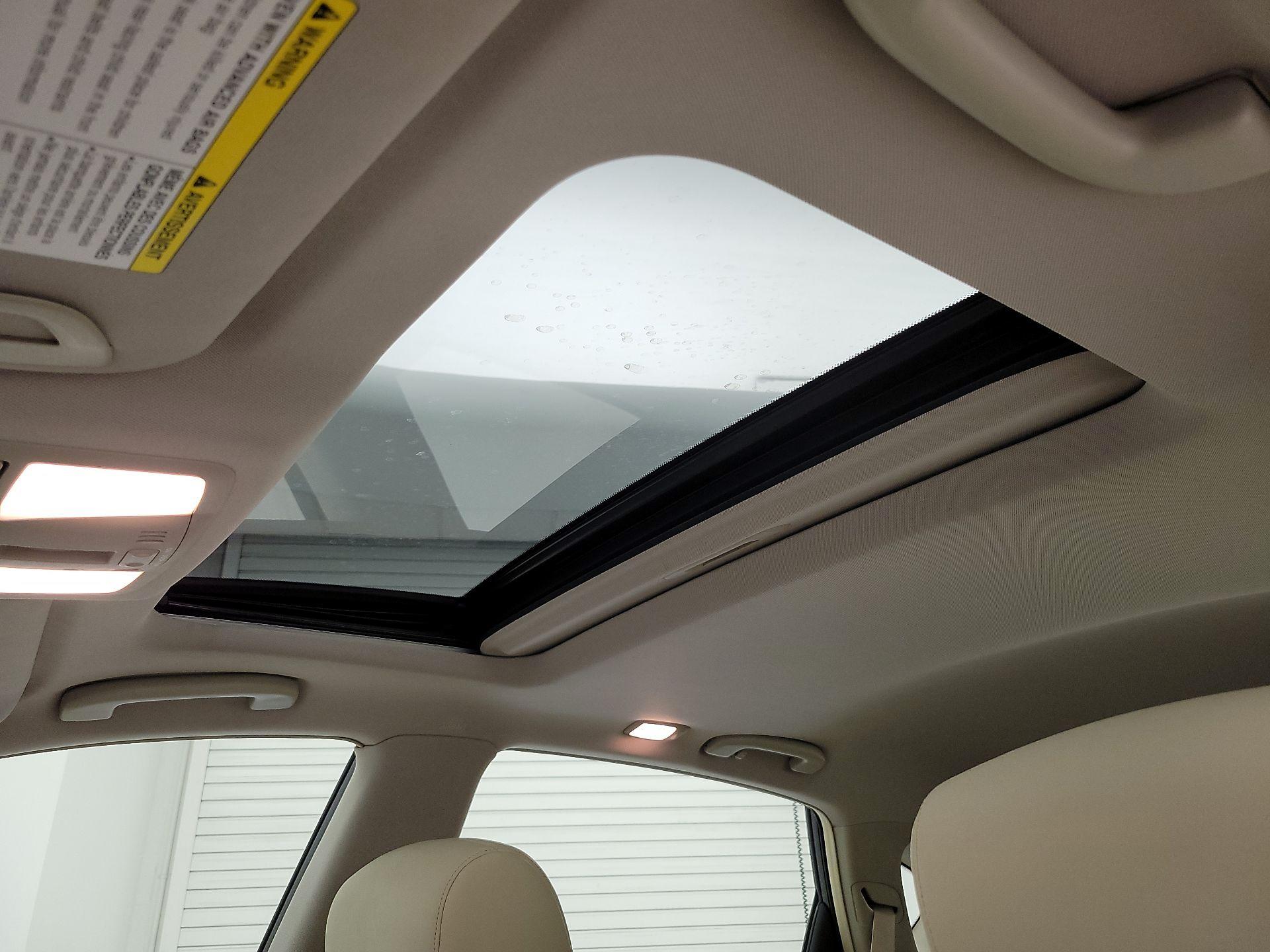 Thumbnail: 2016 INFINITI QX50 - 19