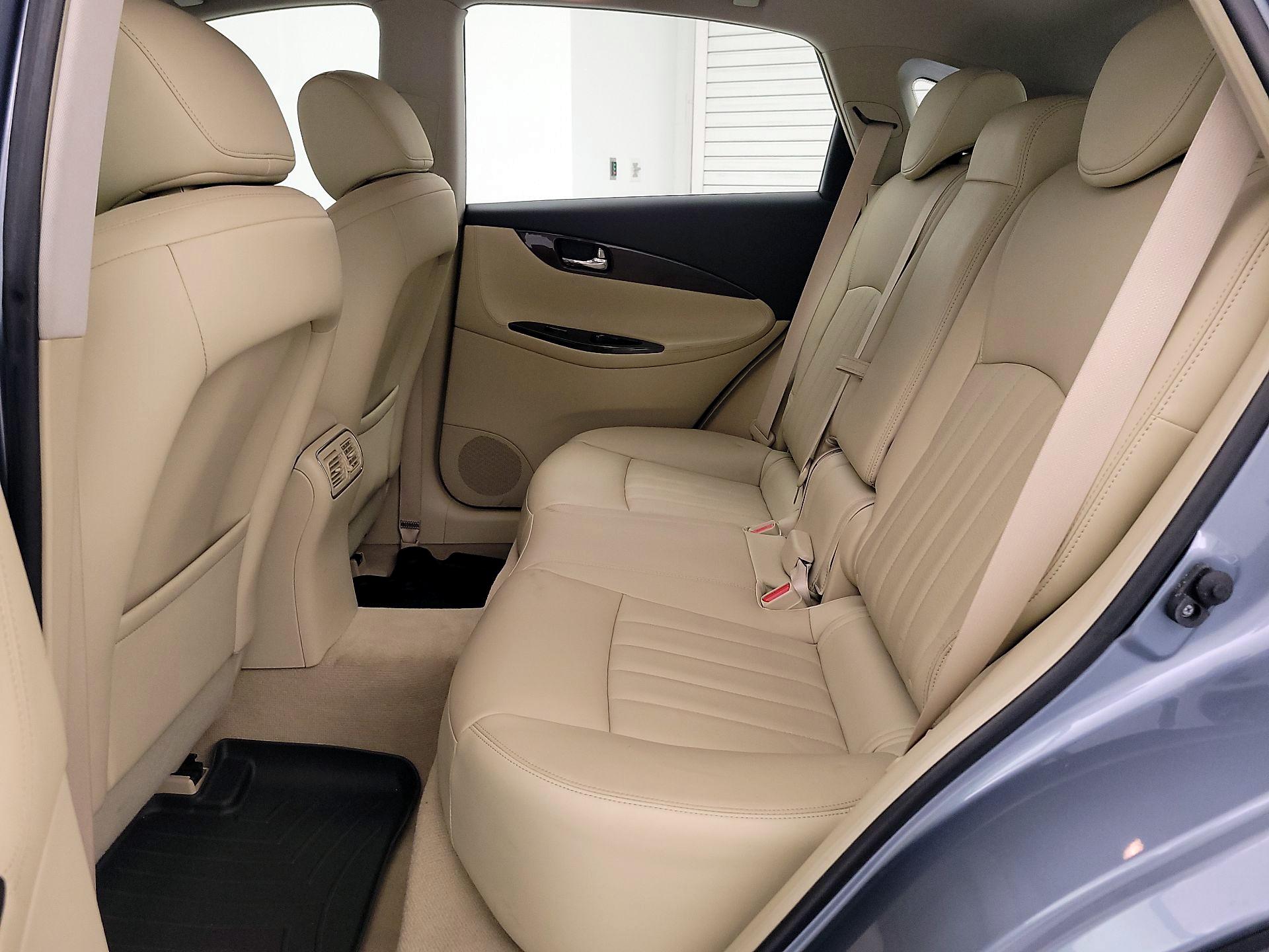 Thumbnail: 2016 INFINITI QX50 - 20