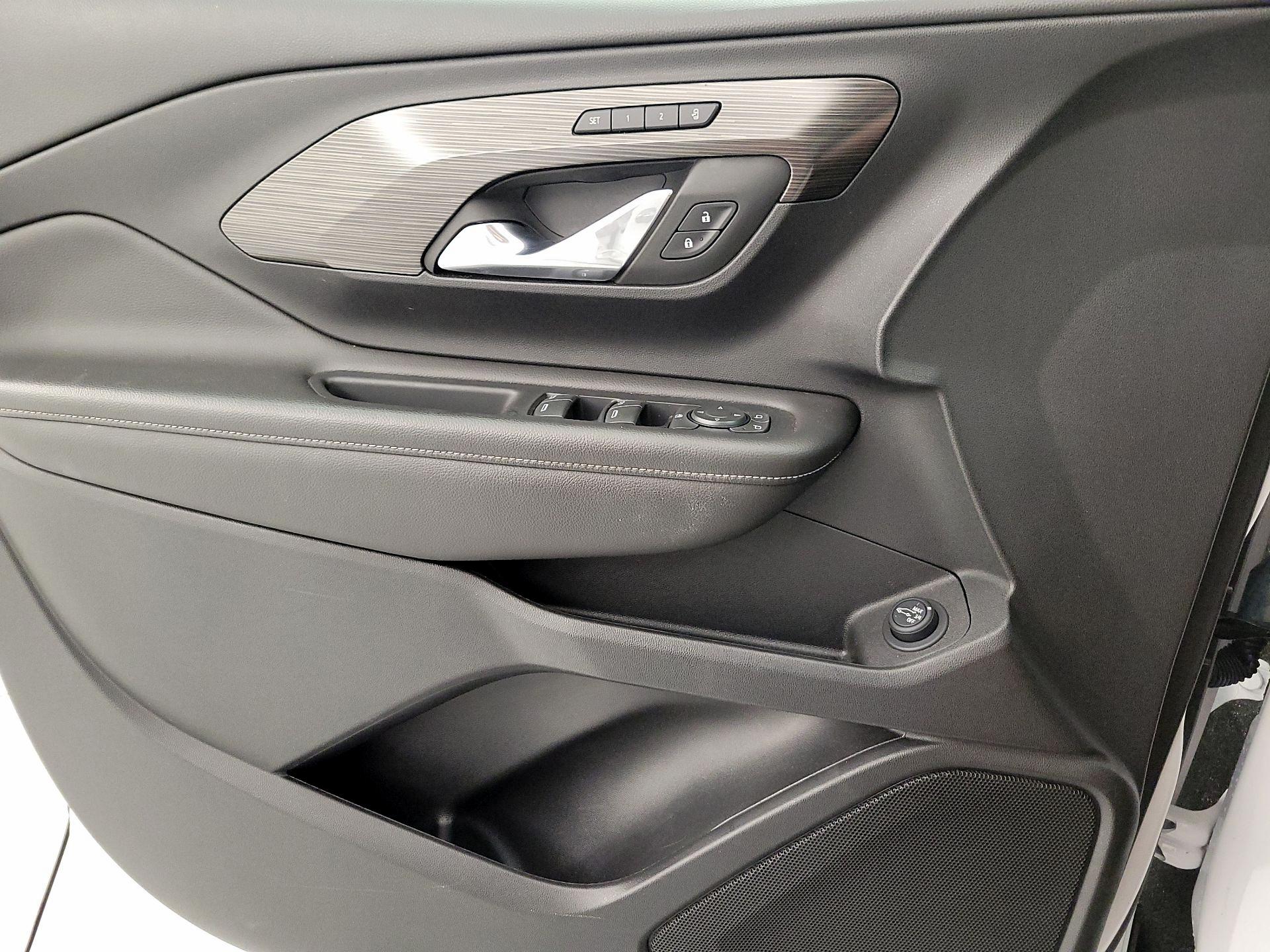 Thumbnail: 2023 GMC Terrain - 12