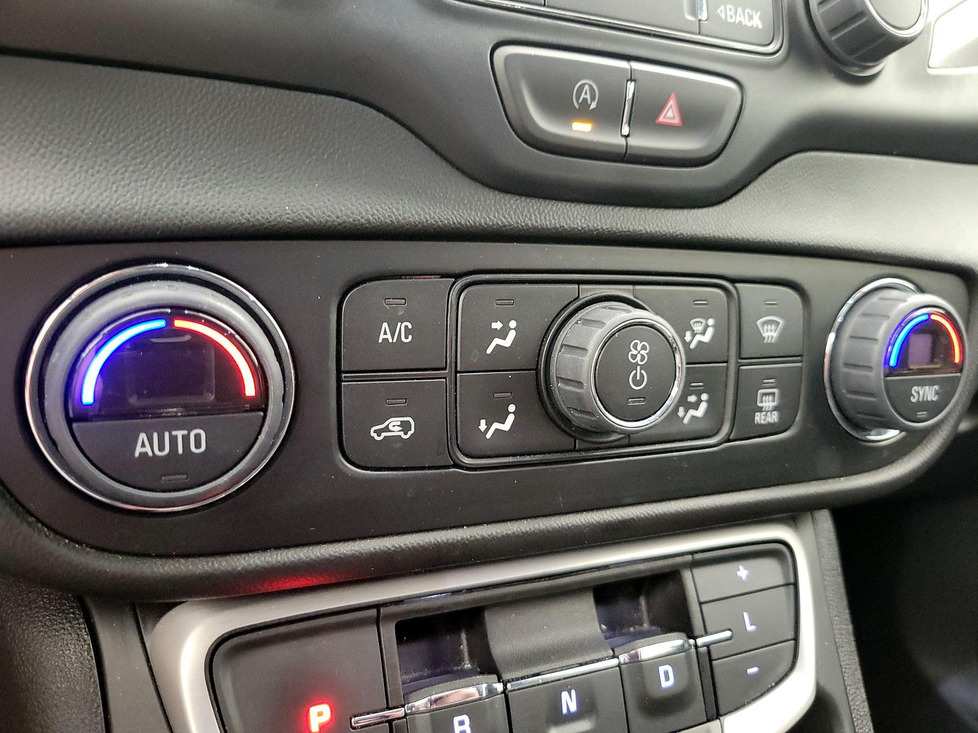 Thumbnail: 2023 GMC Terrain - 16