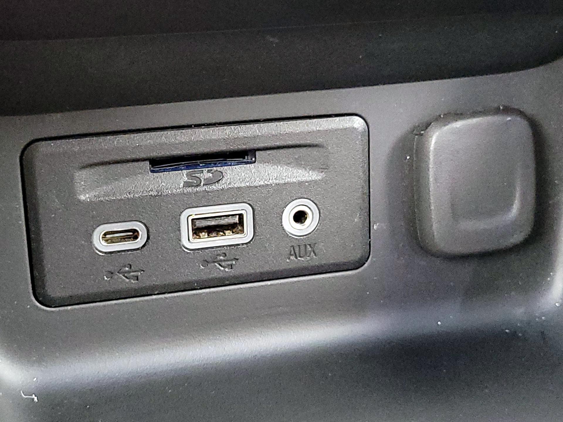 Thumbnail: 2023 GMC Terrain - 18