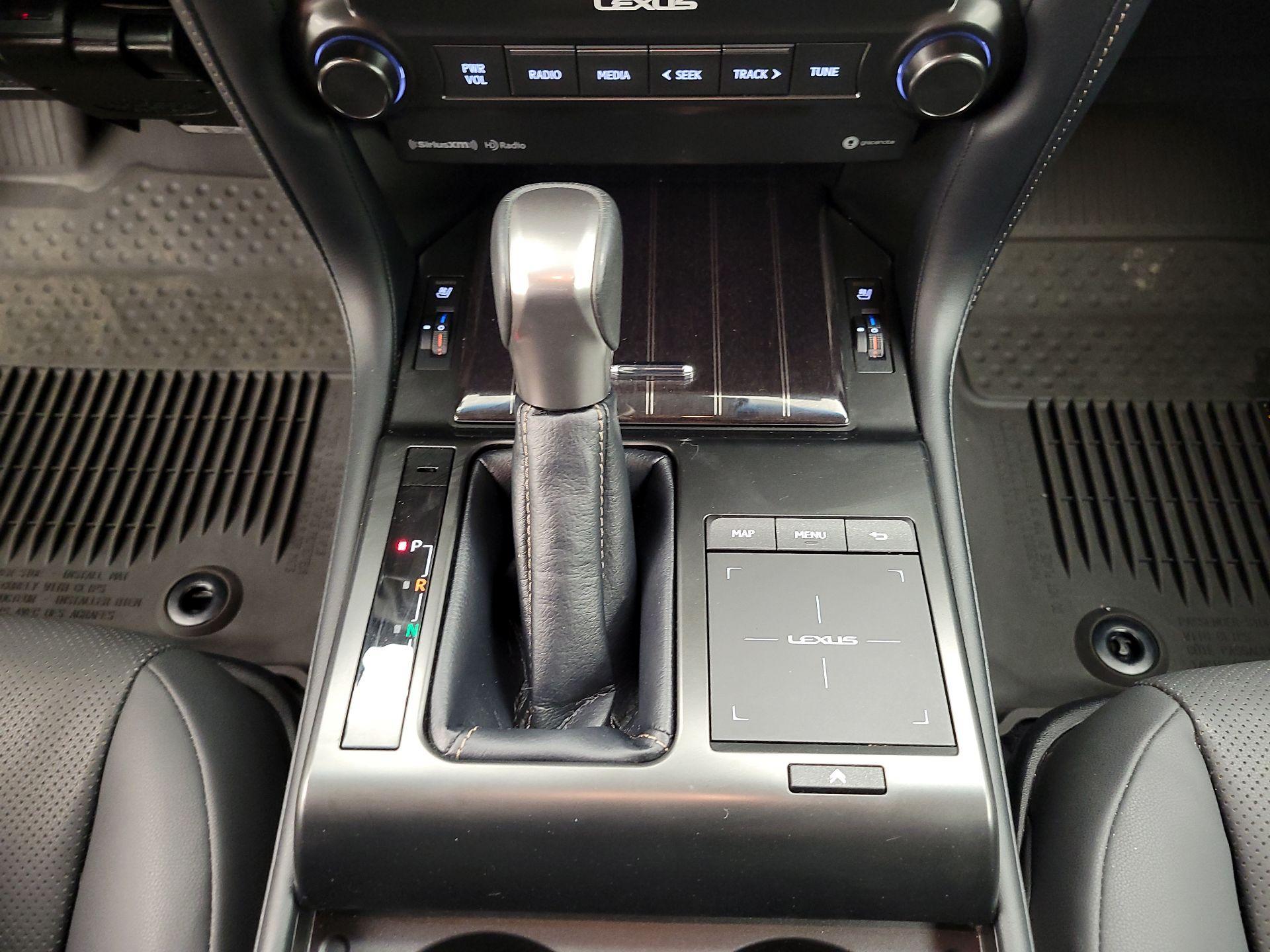 Thumbnail: 2023 Lexus GX - 18