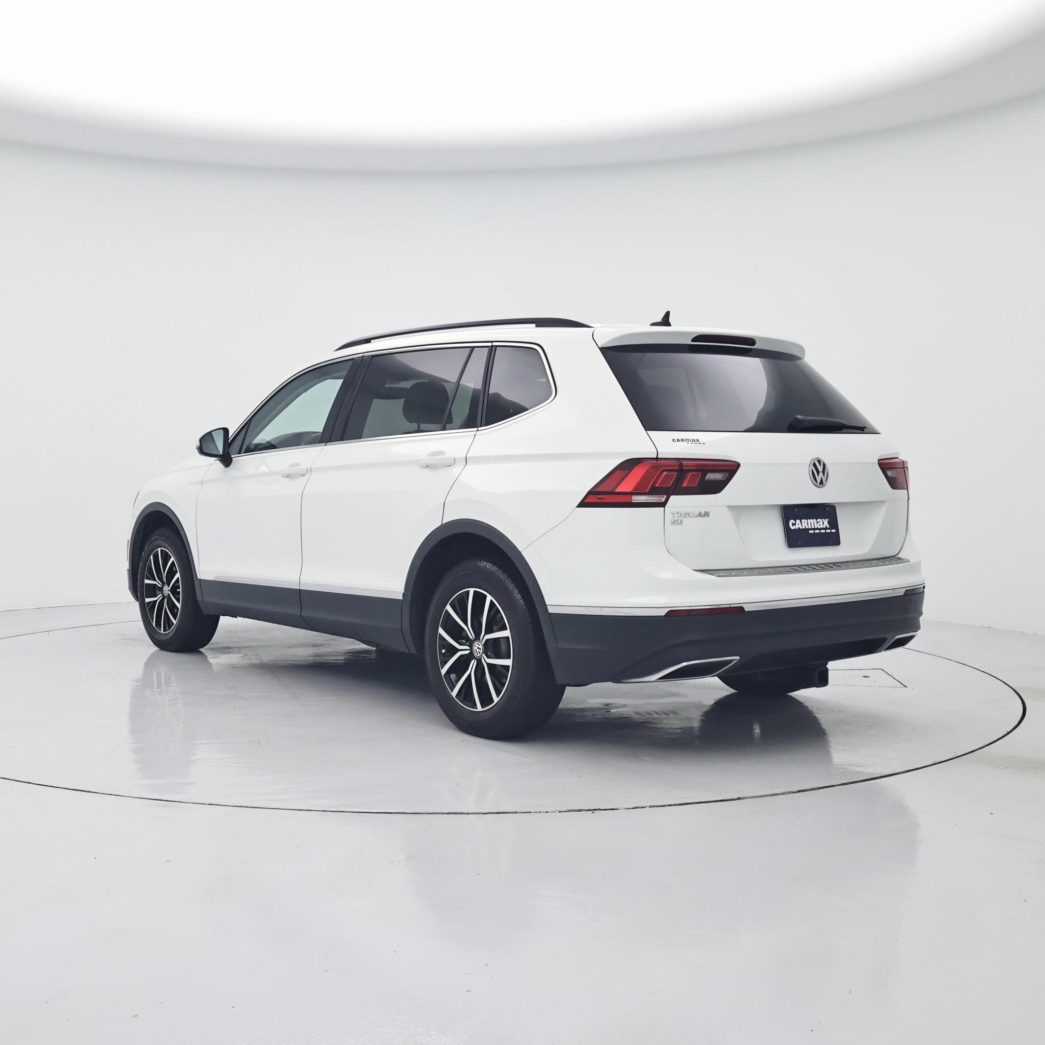 Thumbnail: 2021 Volkswagen Tiguan - 2