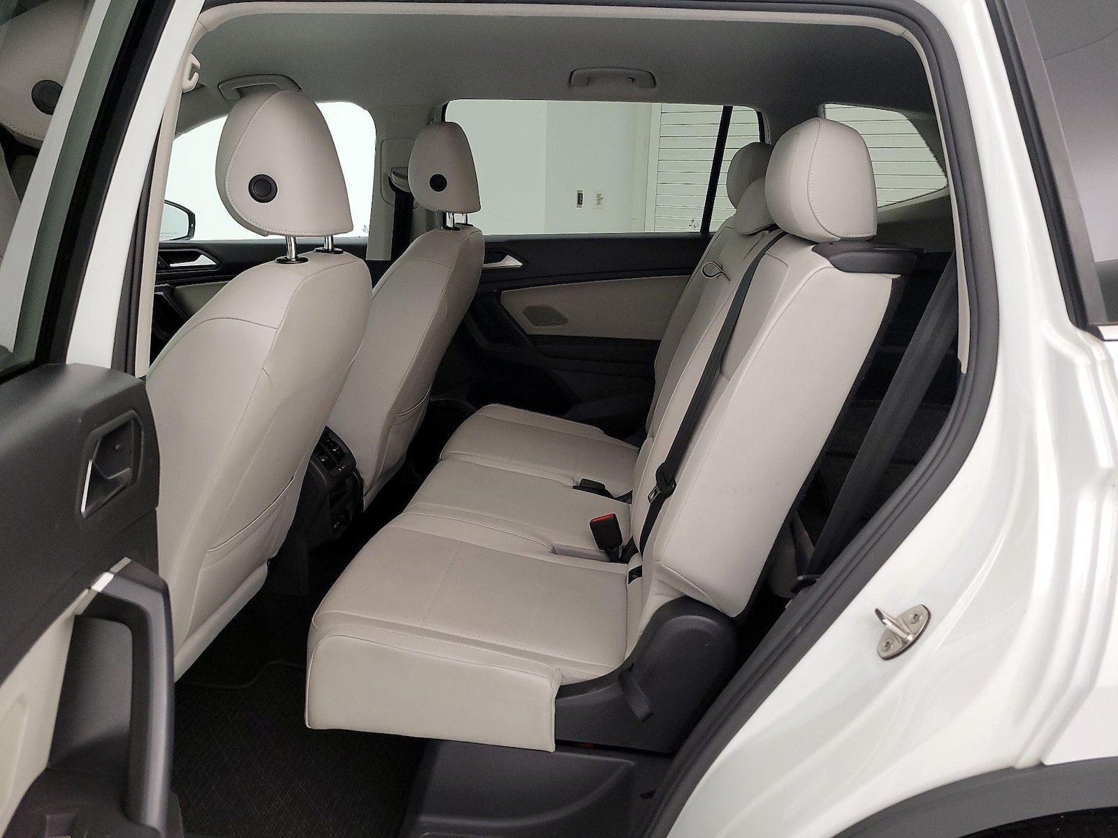2021 Volkswagen Tiguan SE - Photo 20