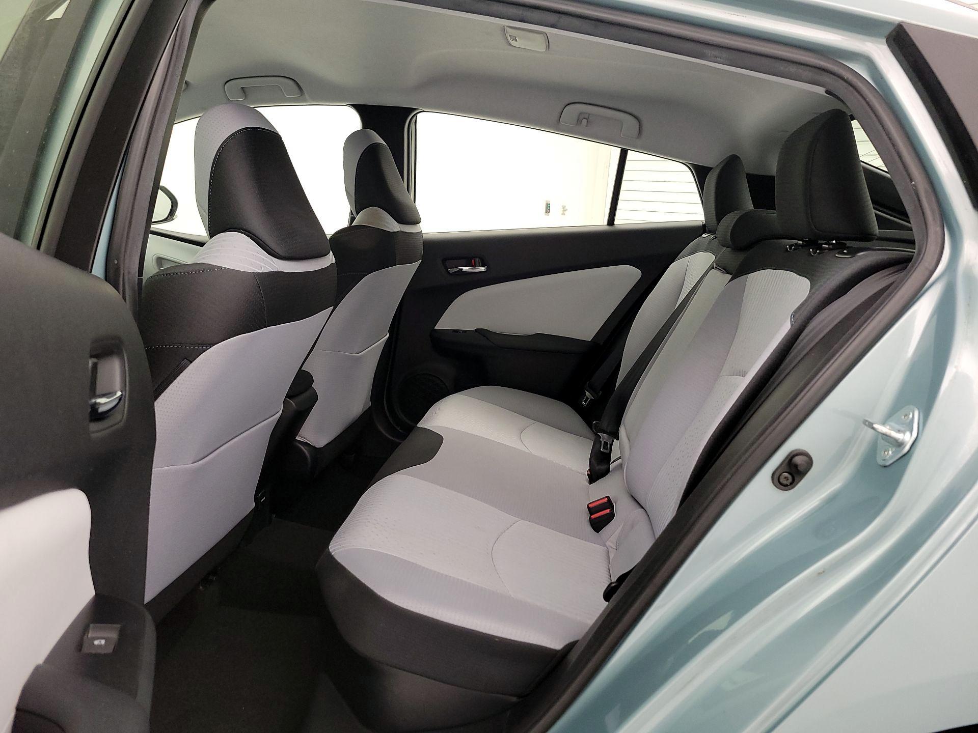 Thumbnail: 2016 Toyota Prius - 19