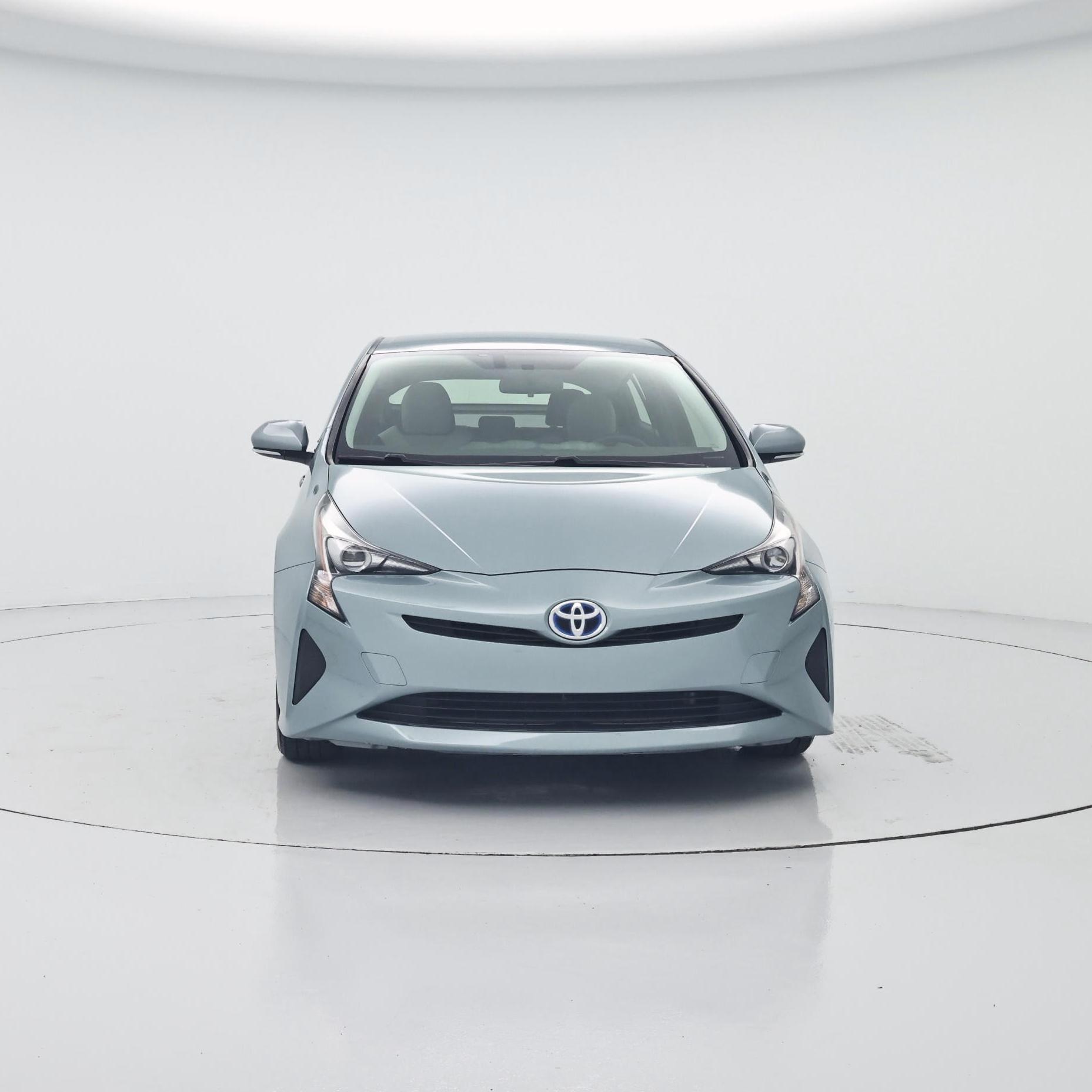 Thumbnail: 2016 Toyota Prius - 5