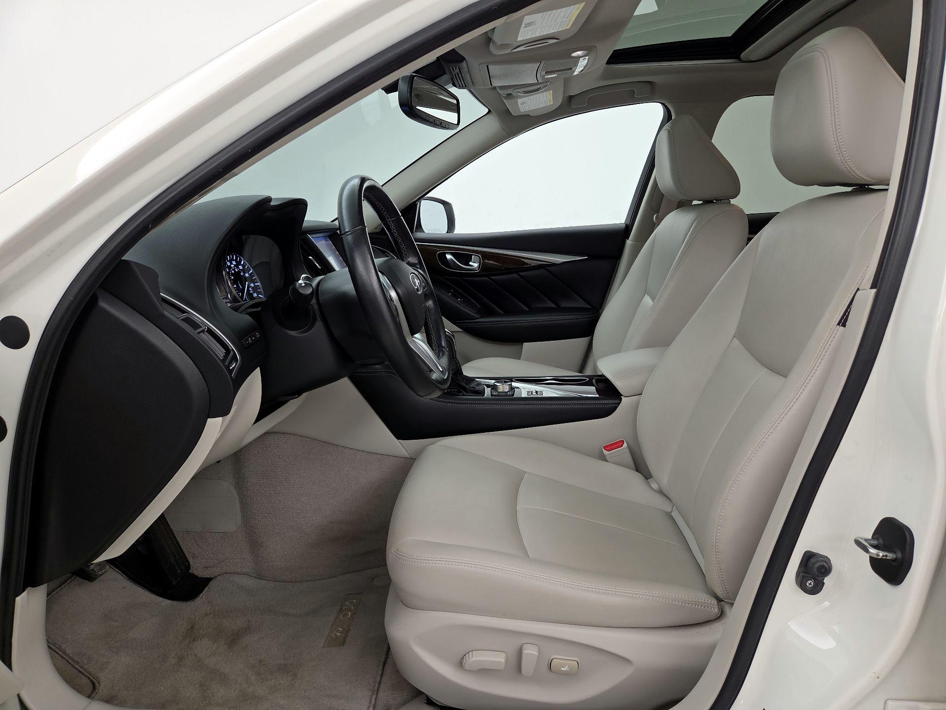 Thumbnail: 2019 INFINITI Q50 - 11