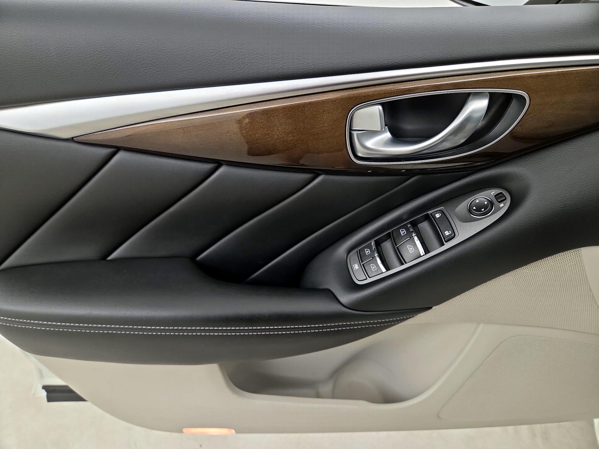 Thumbnail: 2019 INFINITI Q50 - 12