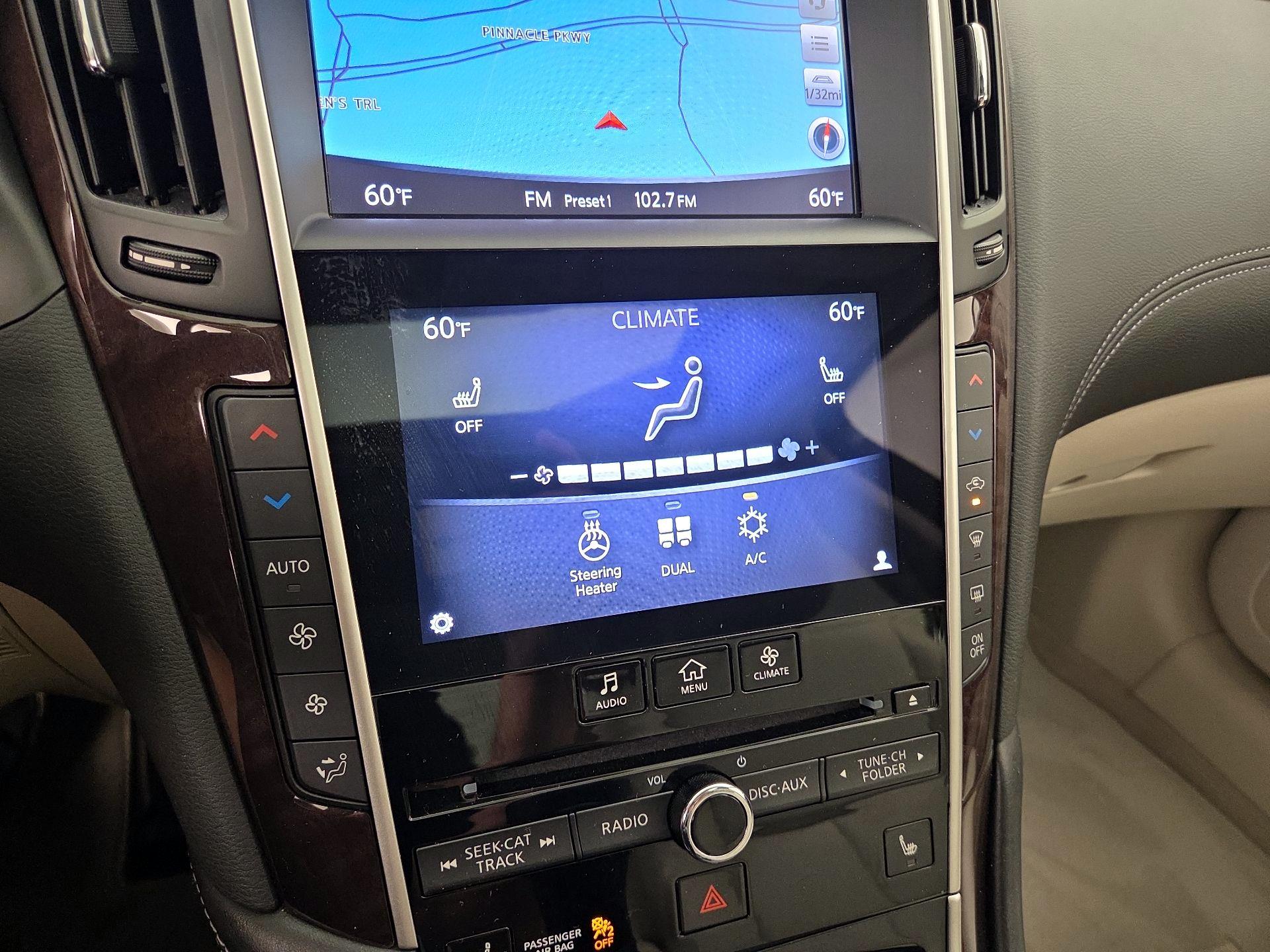 Thumbnail: 2019 INFINITI Q50 - 17