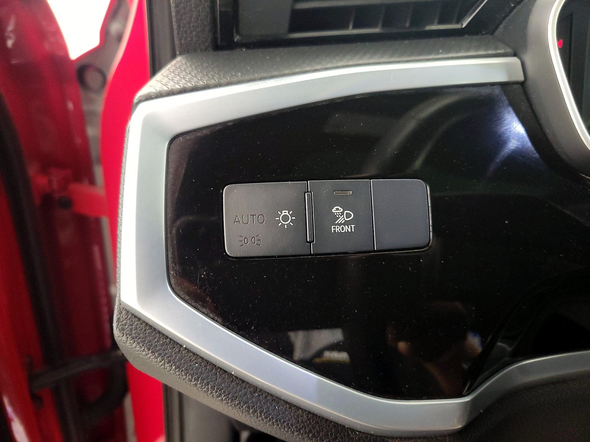 Thumbnail: 2022 Audi Q3 - 13