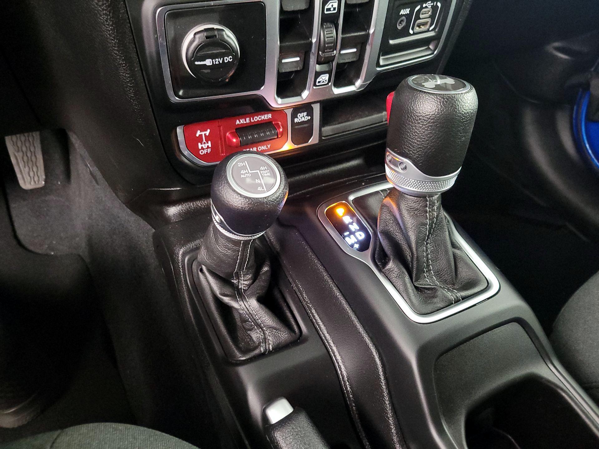 Thumbnail: 2024 Jeep Wrangler - 17