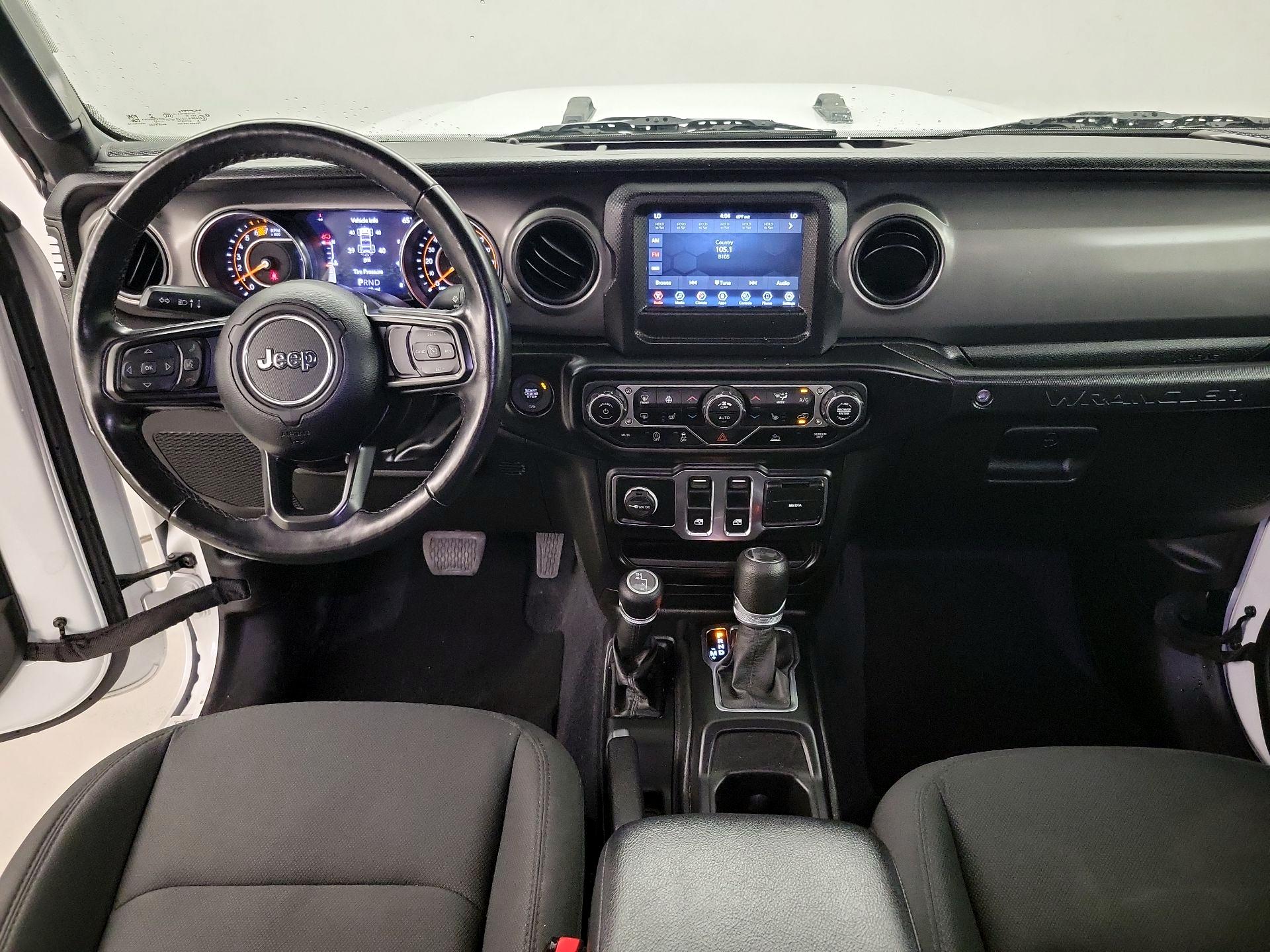 Thumbnail: 2022 Jeep Wrangler - 9