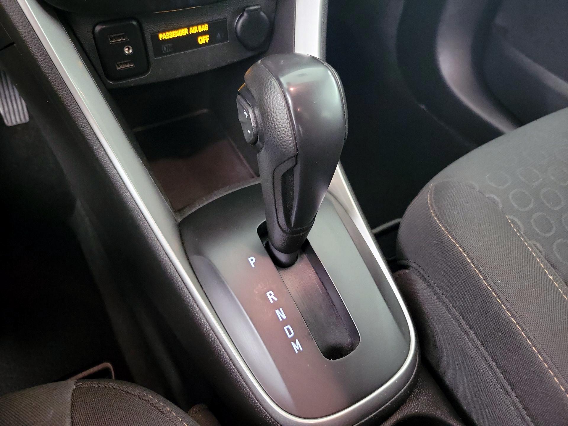 Thumbnail: 2021 Chevrolet Trax - 16