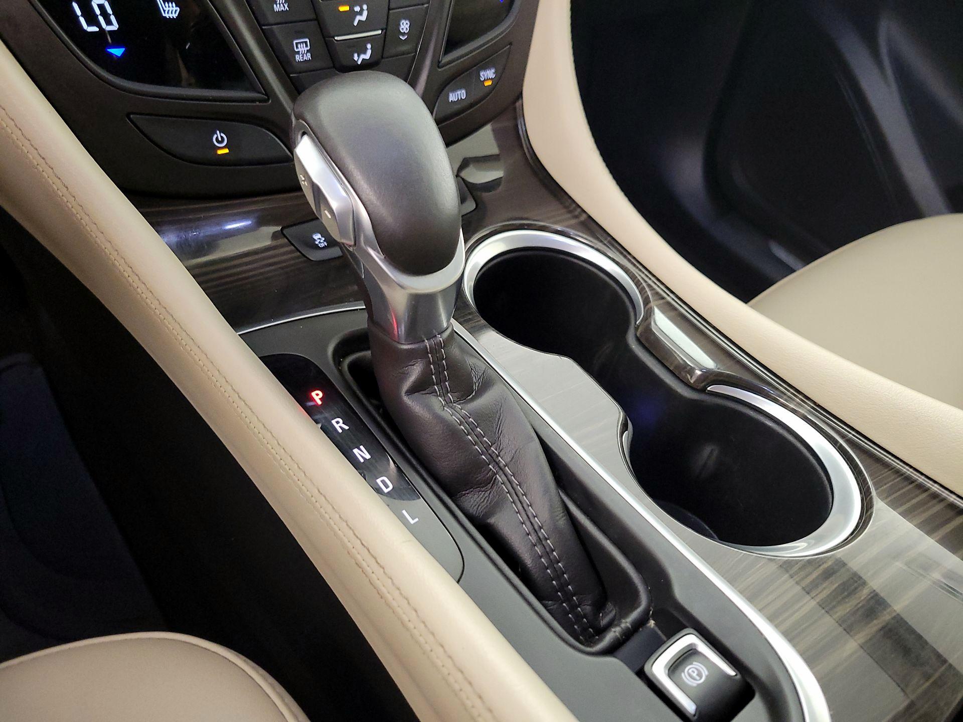 Thumbnail: 2020 Buick Envision - 17