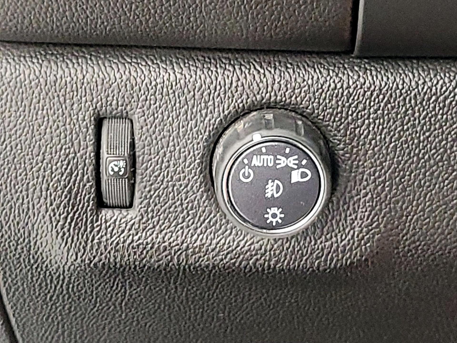 Thumbnail: 2019 GMC Canyon - 13