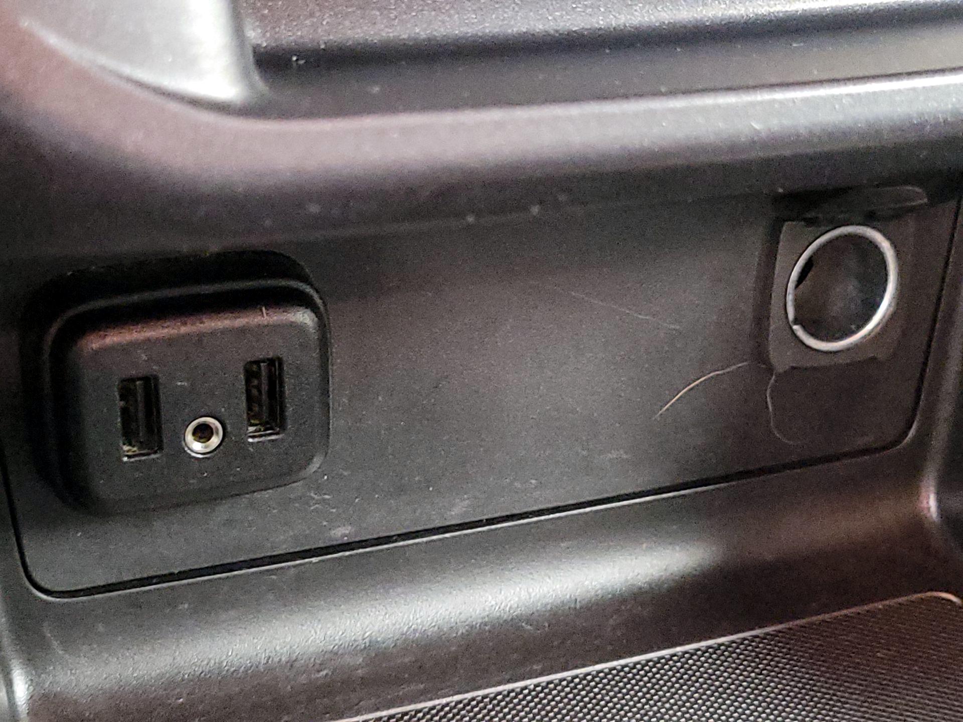 Thumbnail: 2019 GMC Canyon - 18