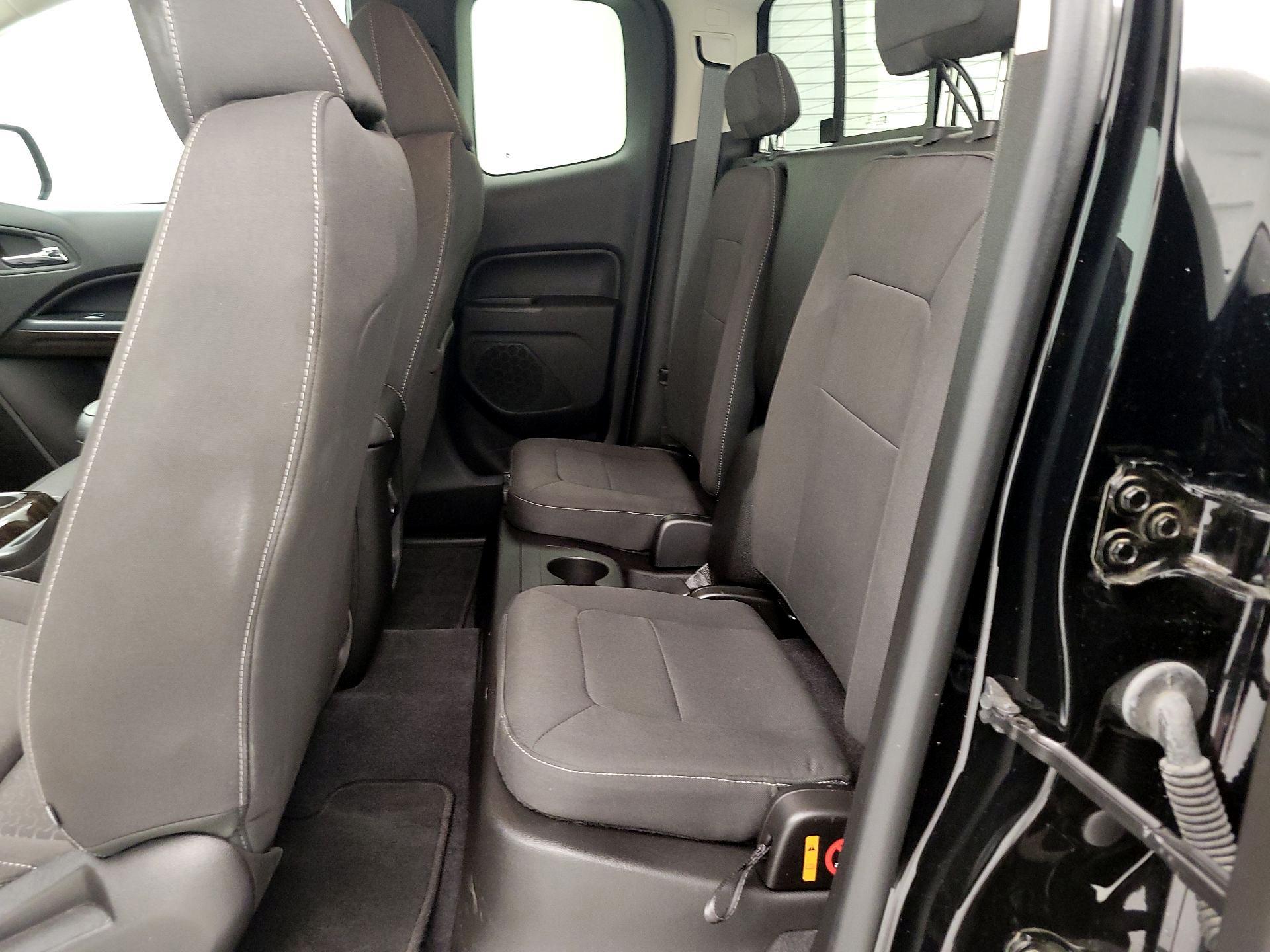 Thumbnail: 2019 GMC Canyon - 19