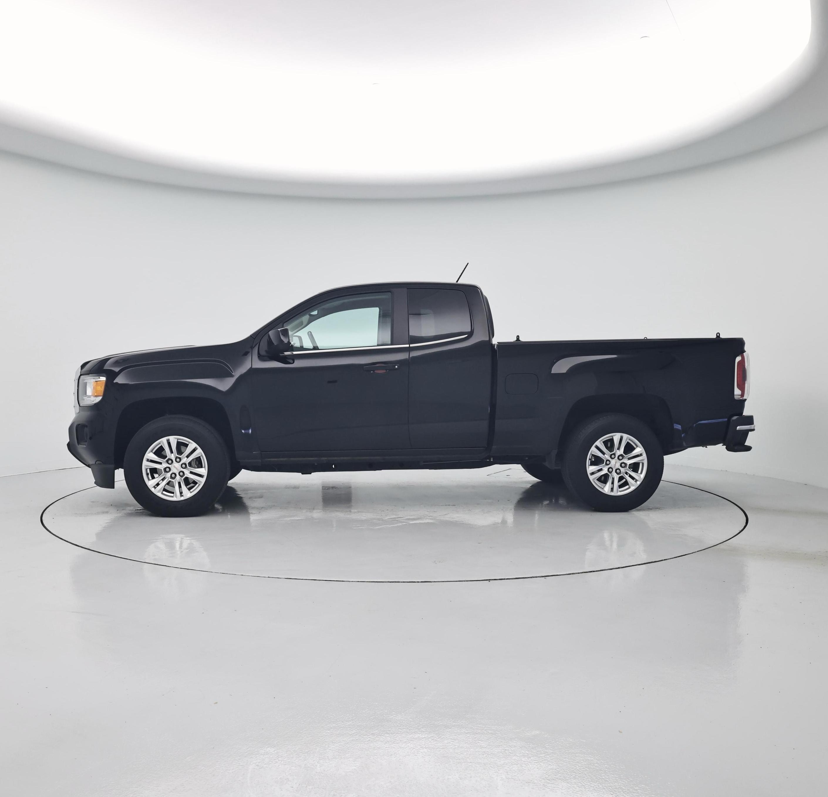 Thumbnail: 2019 GMC Canyon - 3