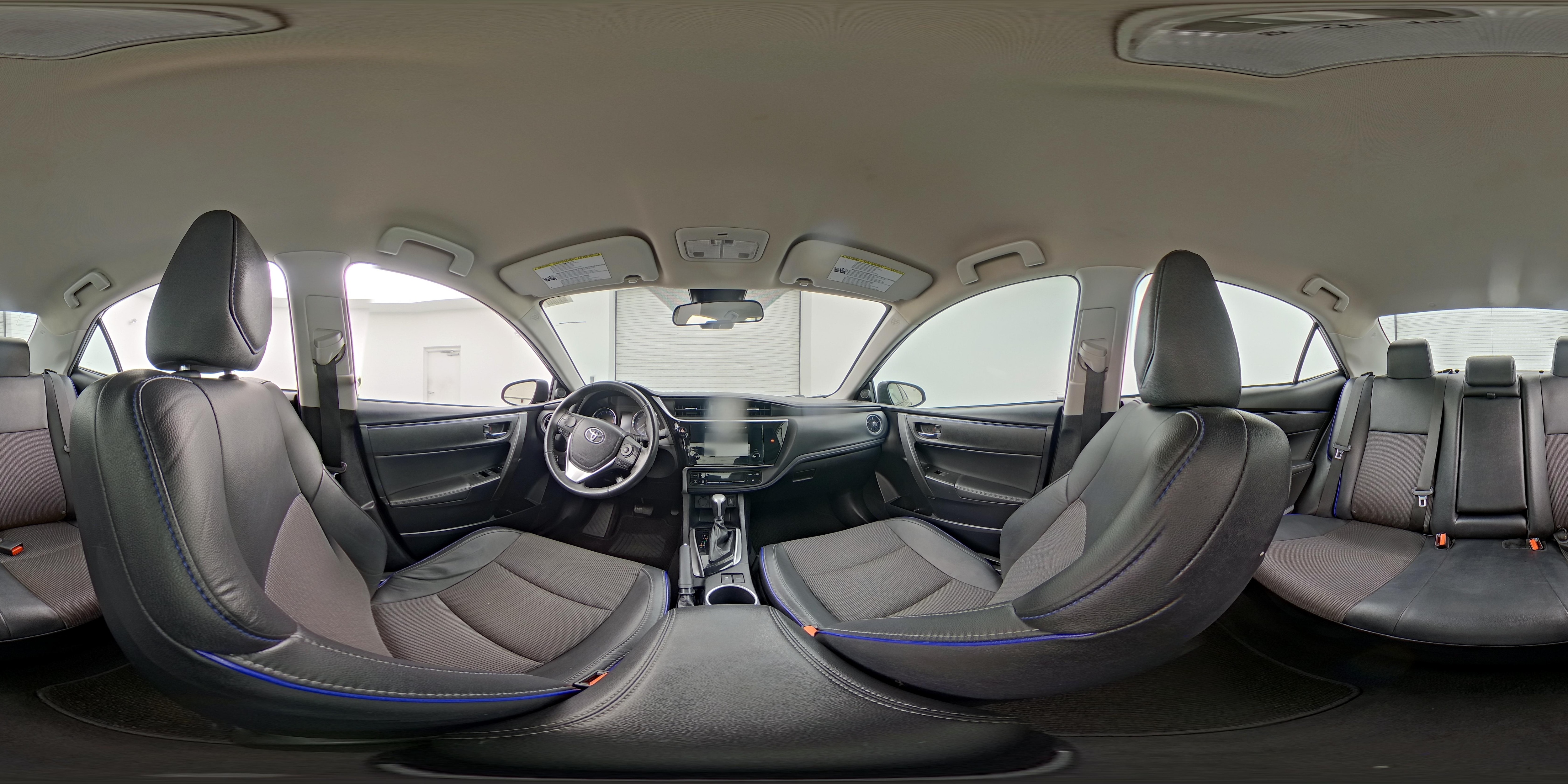 2018 Toyota Corolla SE - Photo 24