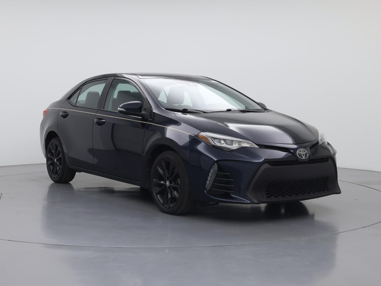2018 Toyota Corolla SE - Photo 2