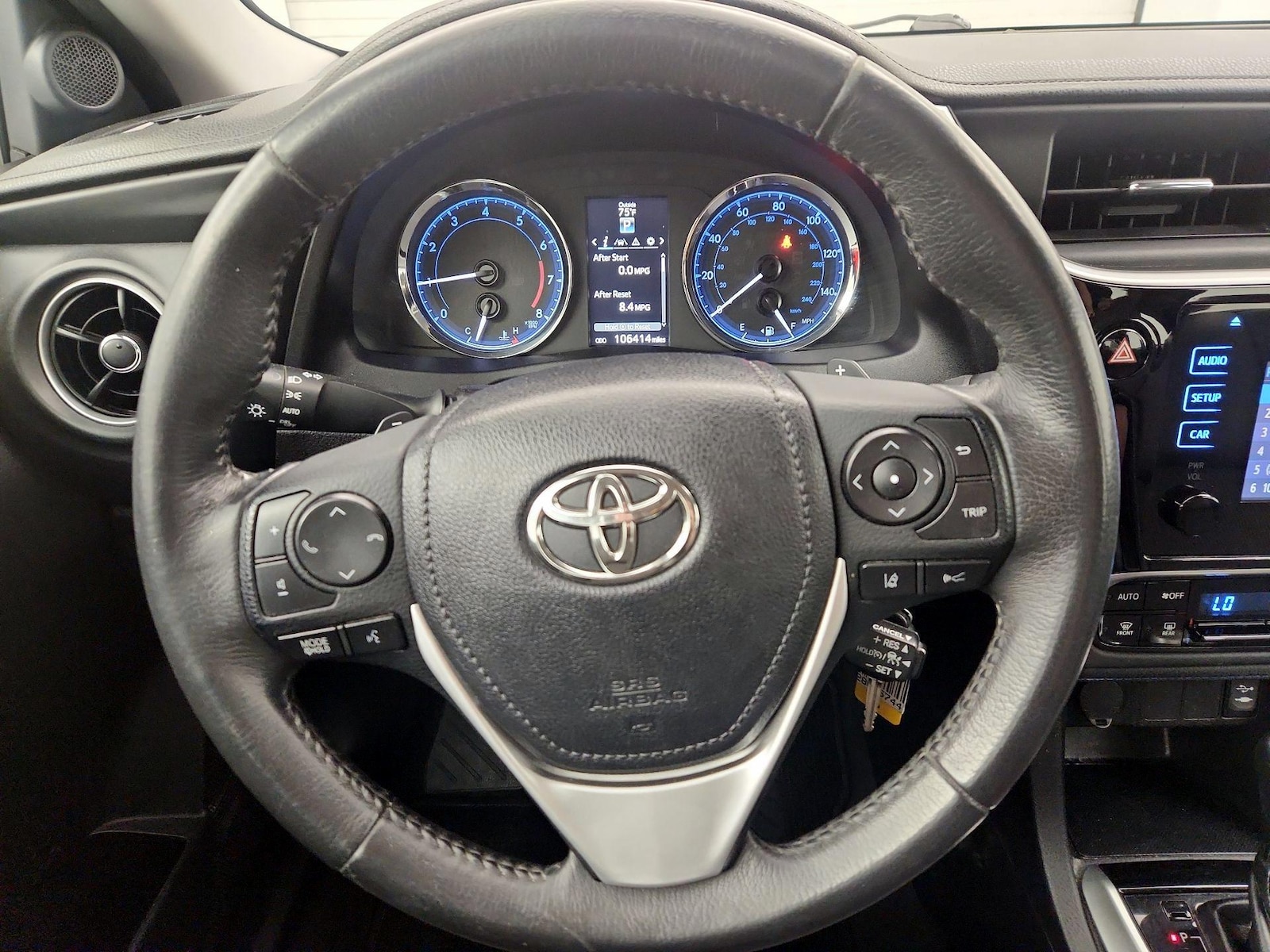 2018 Toyota Corolla SE - Photo 11