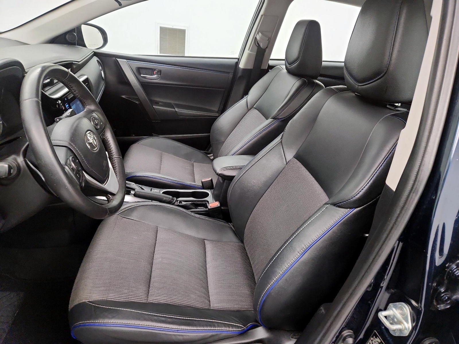 2018 Toyota Corolla SE - Photo 12