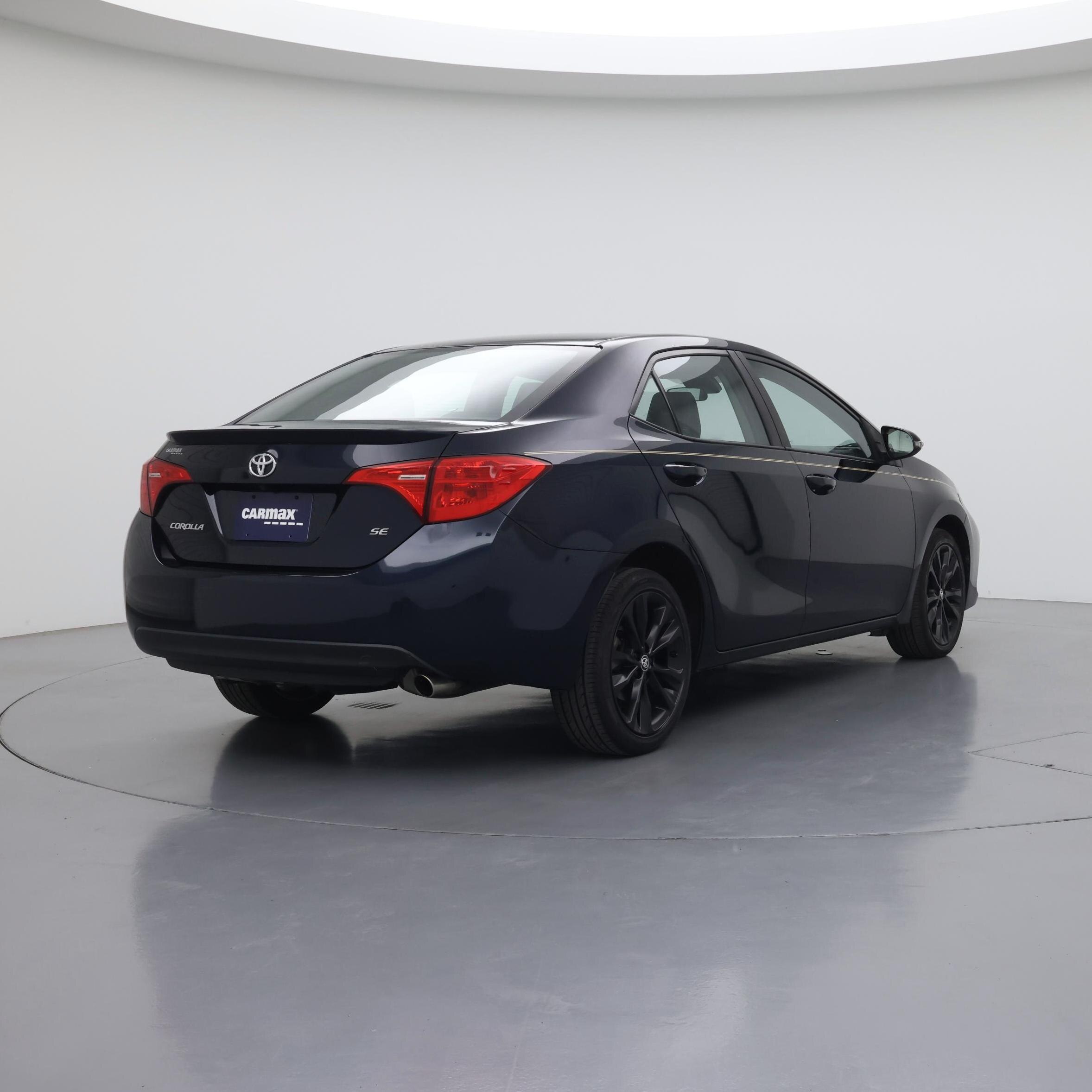Thumbnail: 2018 Toyota Corolla - 8