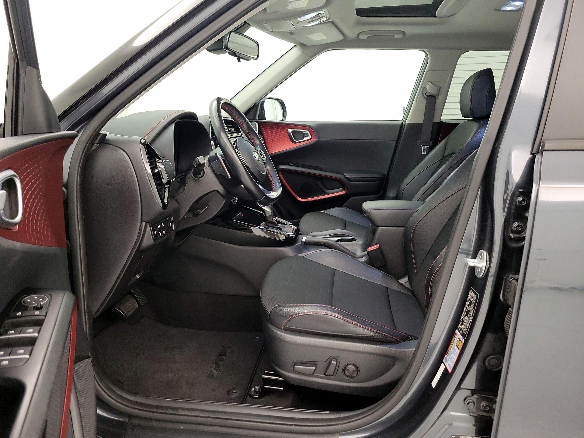 Thumbnail: 2020 Kia Soul - 11