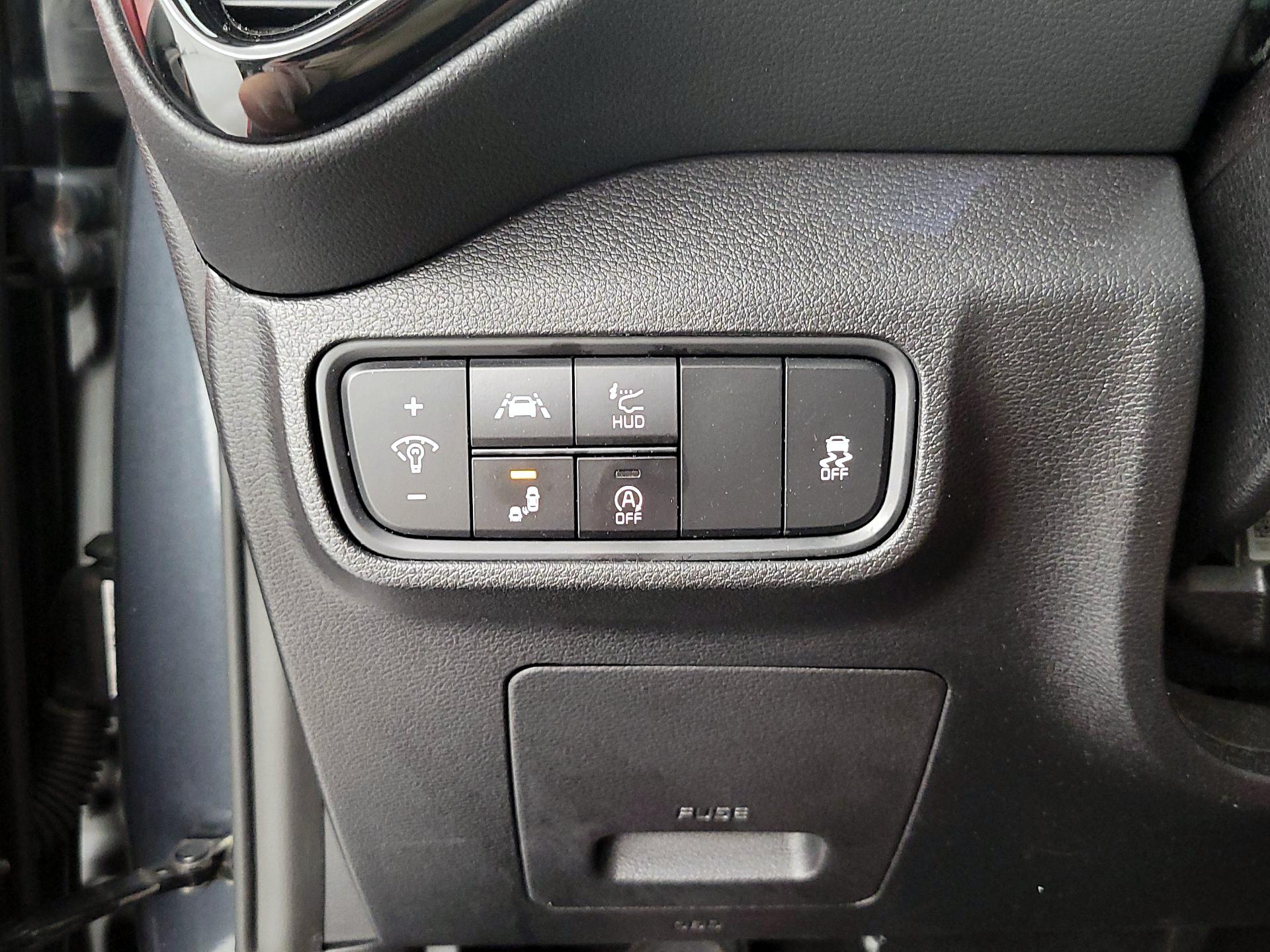 Thumbnail: 2020 Kia Soul - 13