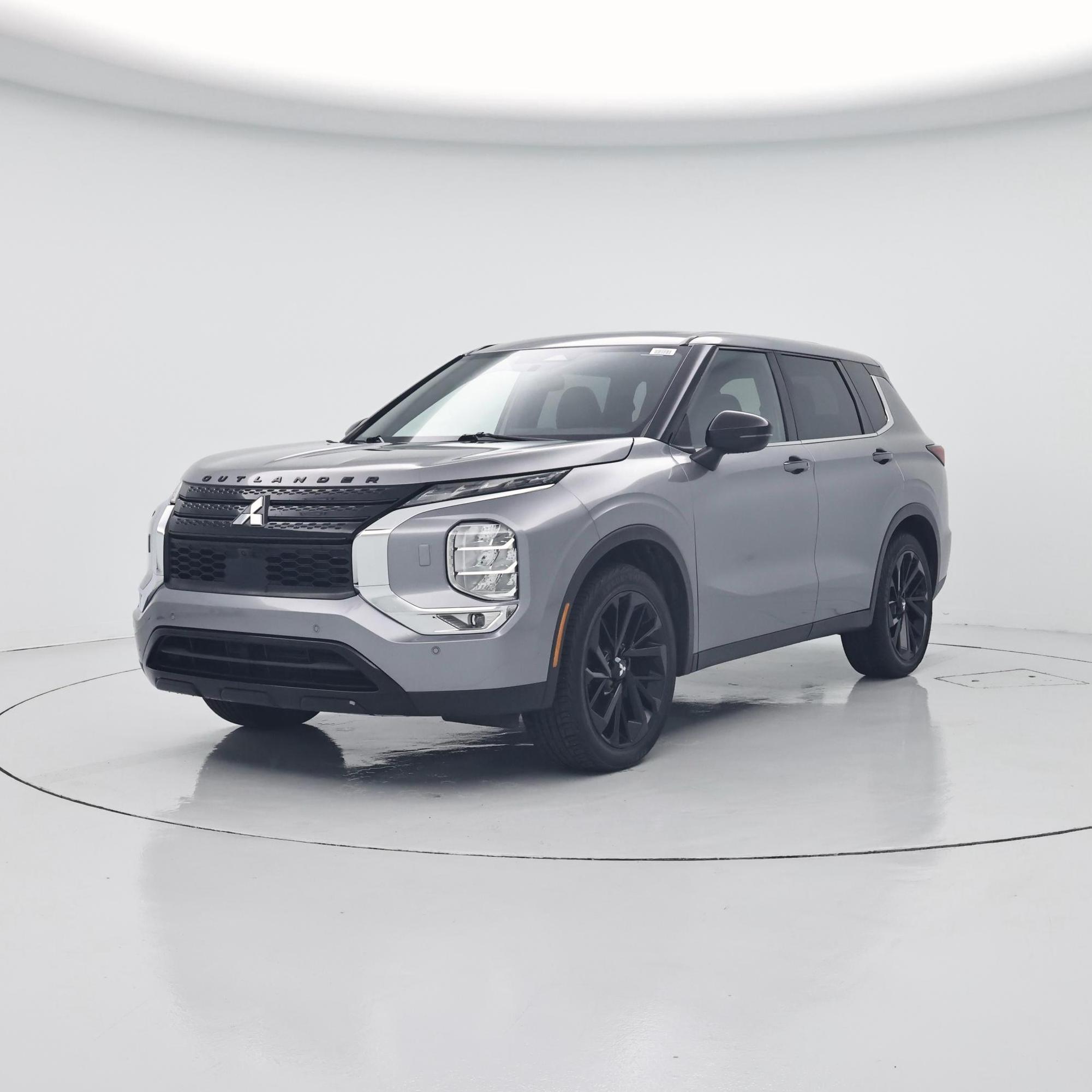 Thumbnail: 2022 Mitsubishi Outlander - 4